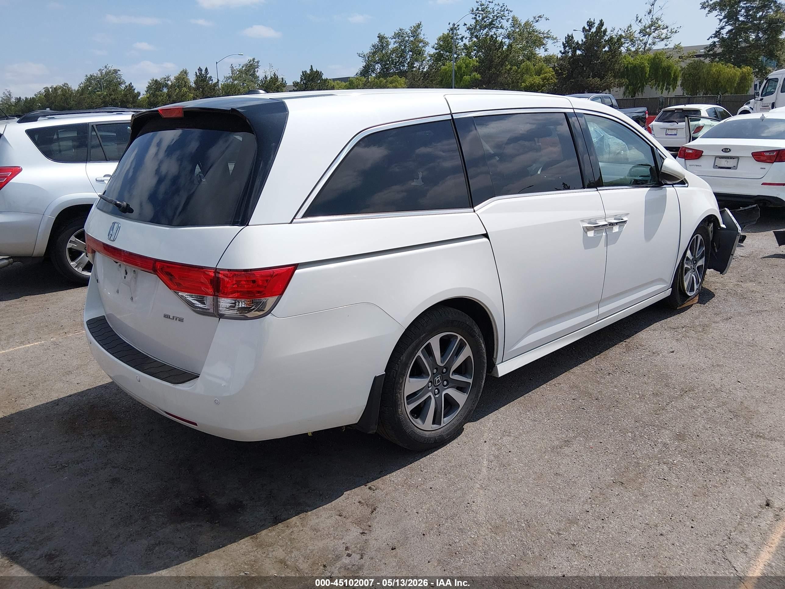2014 Honda Odyssey Touring/touring Elite White vin: 5FNRL5H94EB098960