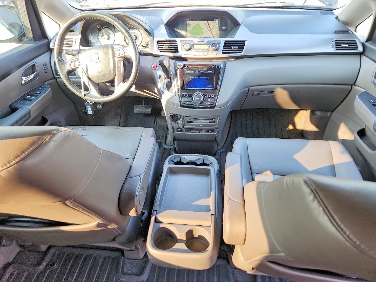 2014 Honda Odyssey Touring Black vin: 5FNRL5H94EB114428