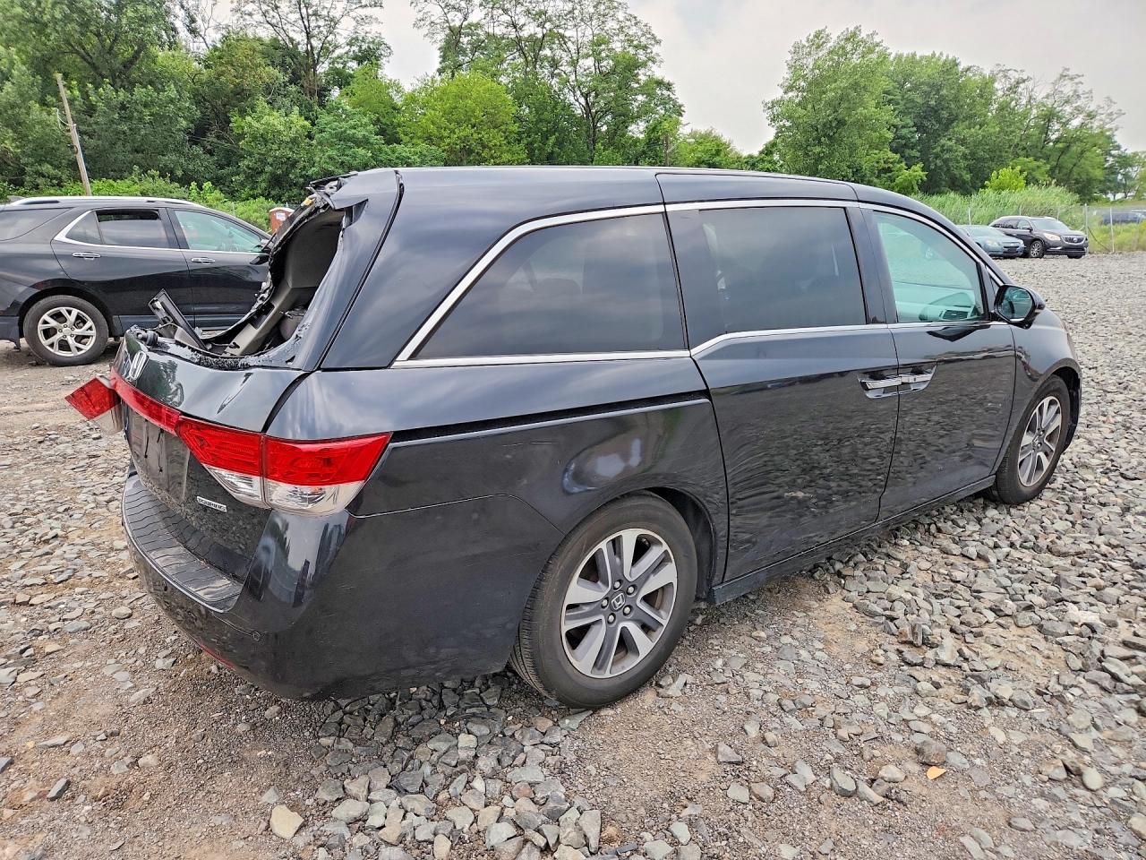 2015 Honda Odyssey Touring Black vin: 5FNRL5H94FB109408