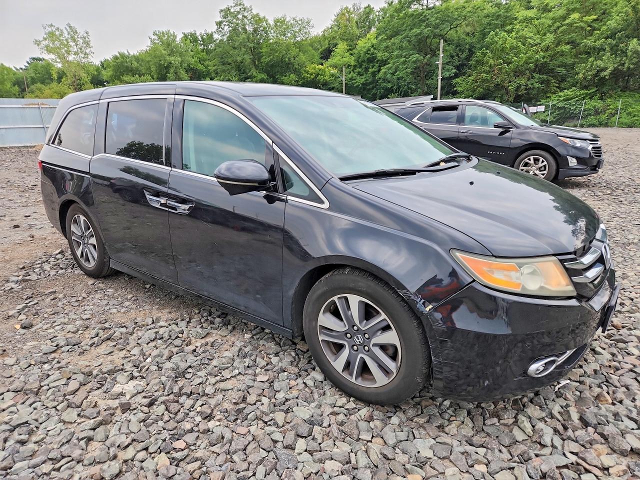 2015 Honda Odyssey Touring Black vin: 5FNRL5H94FB109408