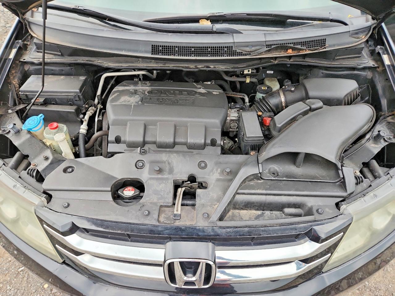 2015 Honda Odyssey Touring Black vin: 5FNRL5H94FB109408