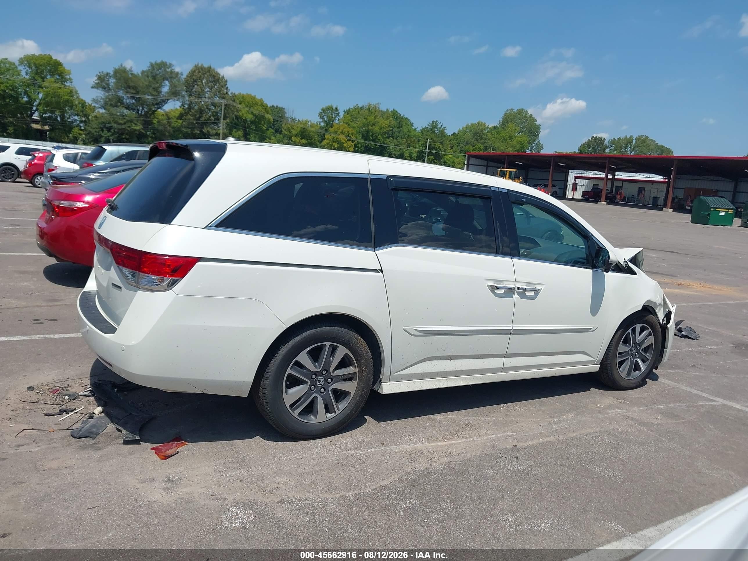 2015 Honda Odyssey Touring/touring Elite White vin: 5FNRL5H94FB131862