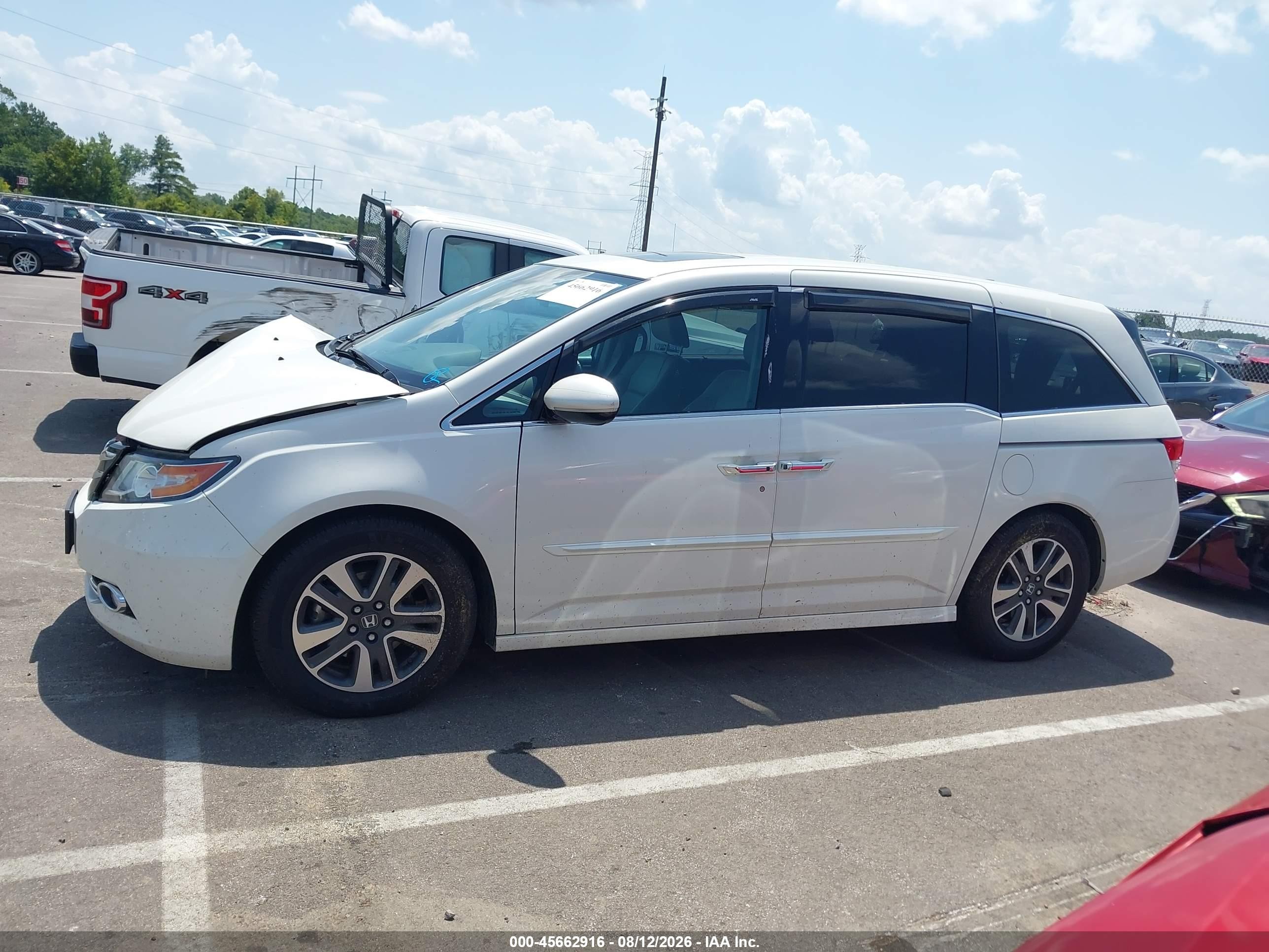 2015 Honda Odyssey Touring/touring Elite White vin: 5FNRL5H94FB131862