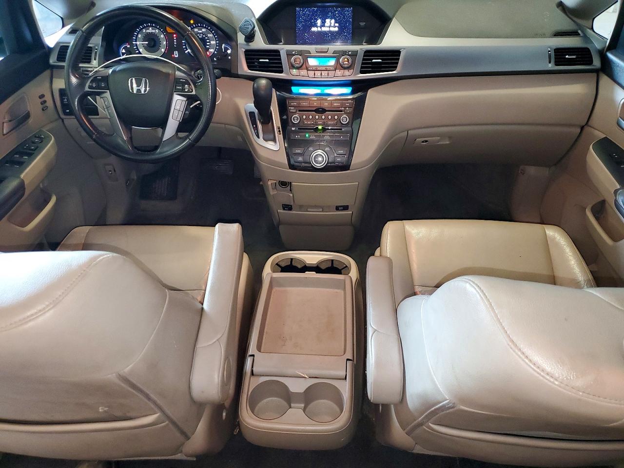 2011 Honda Odyssey Touring Maroon vin: 5FNRL5H95BB018335