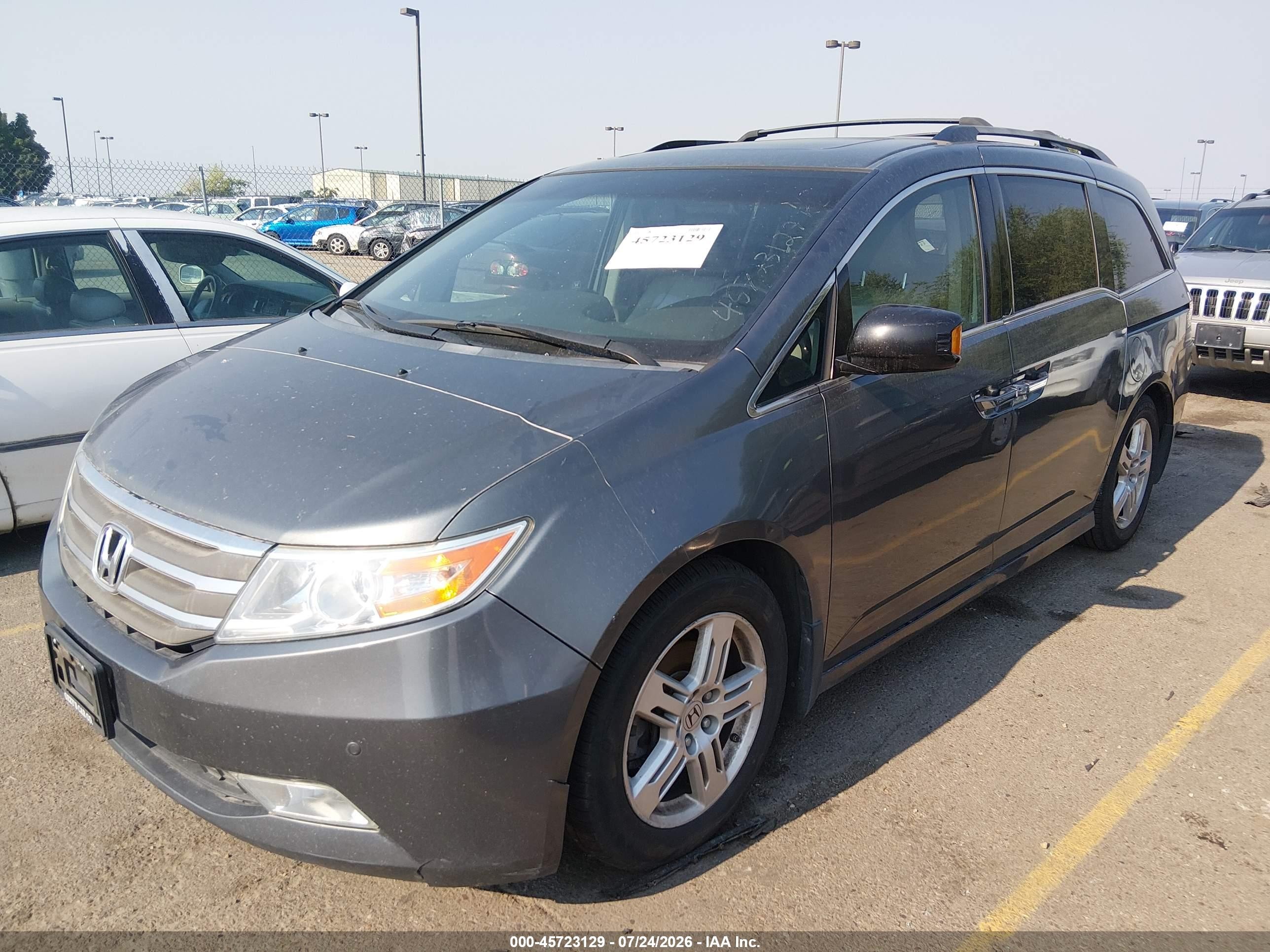 2011 Honda Odyssey Touring/touring Elite Gray vin: 5FNRL5H95BB036317