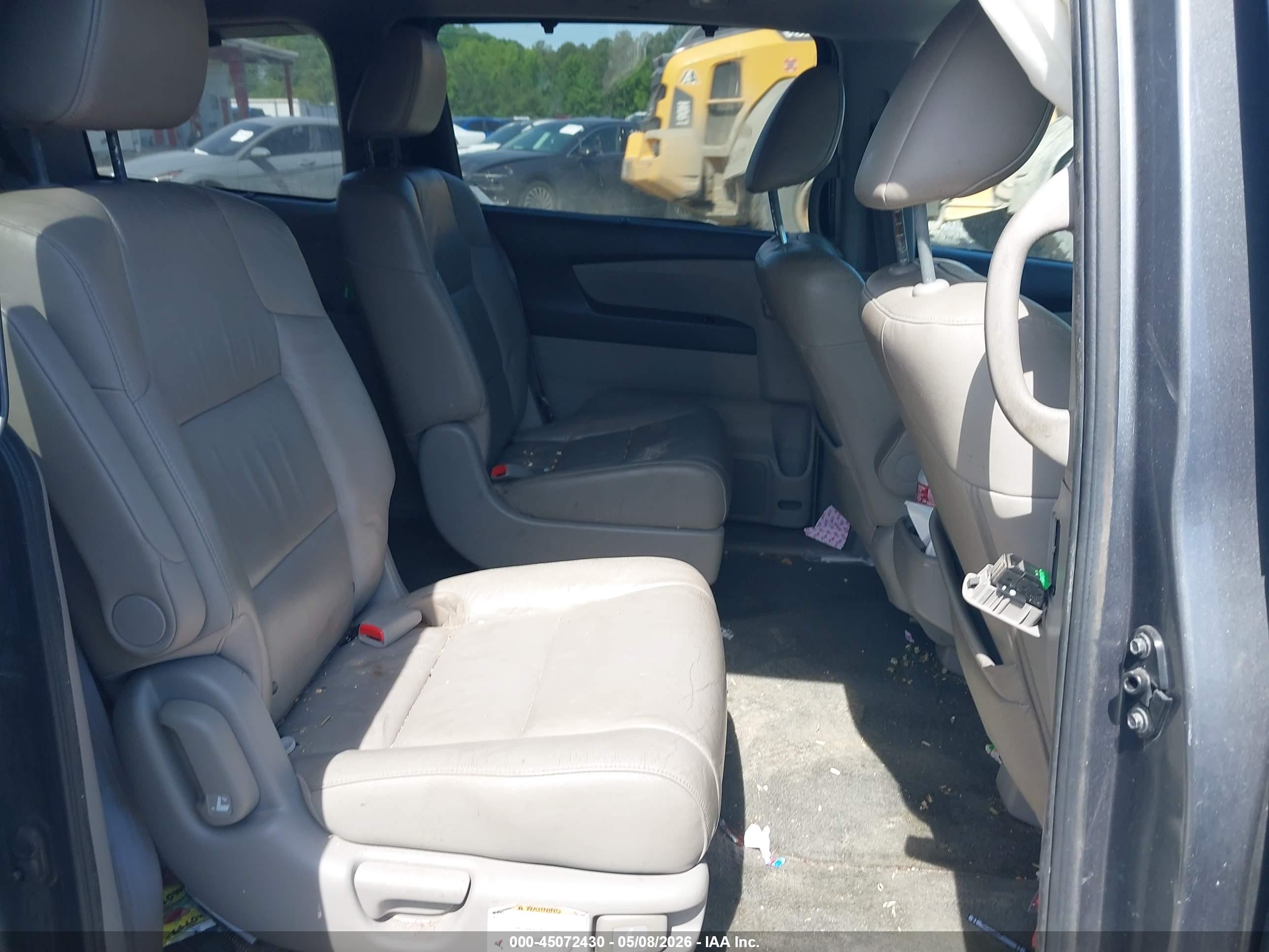 2011 Honda Odyssey Touring/touring Elite Gray vin: 5FNRL5H95BB093178