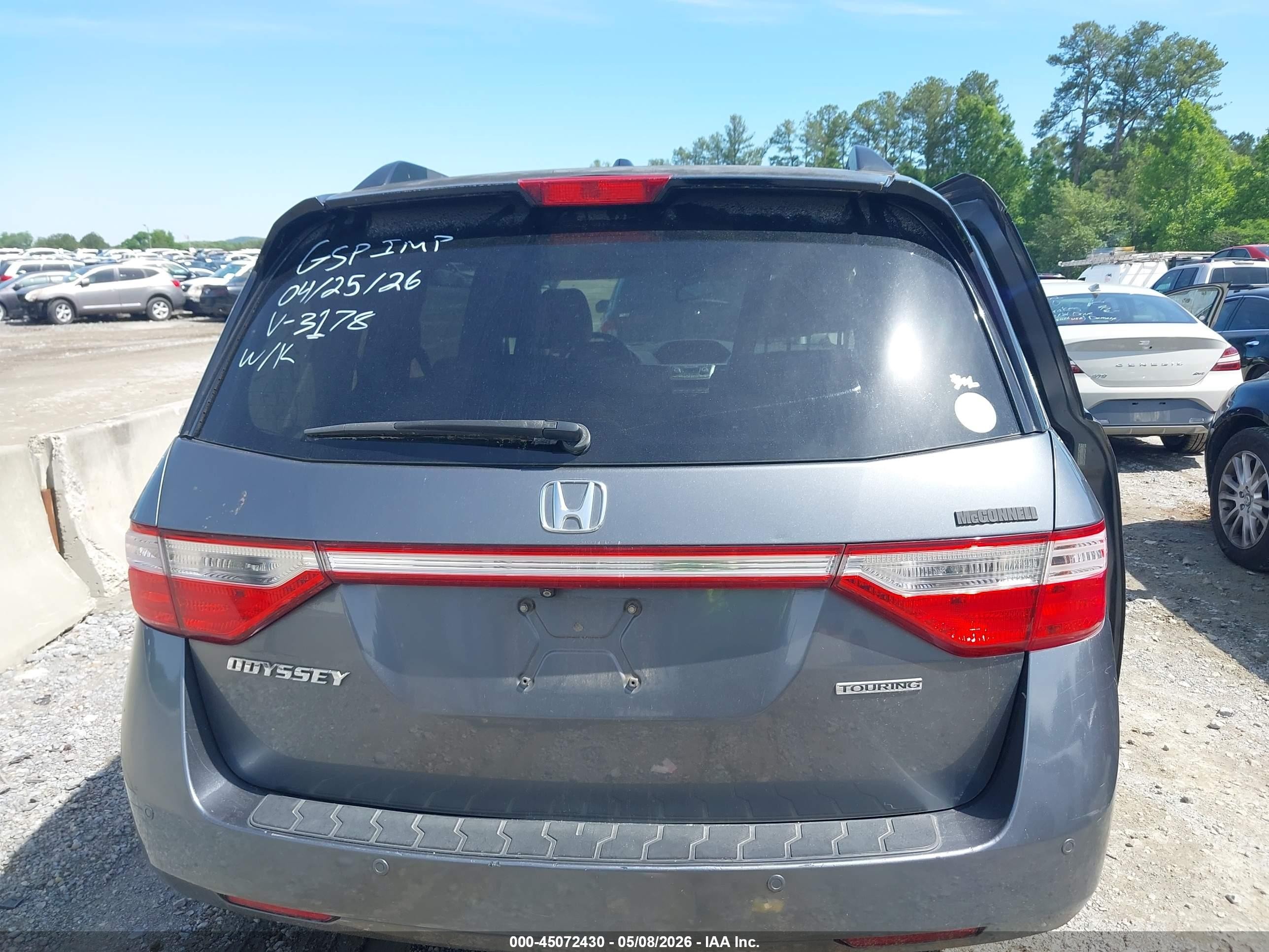 2011 Honda Odyssey Touring/touring Elite Gray vin: 5FNRL5H95BB093178