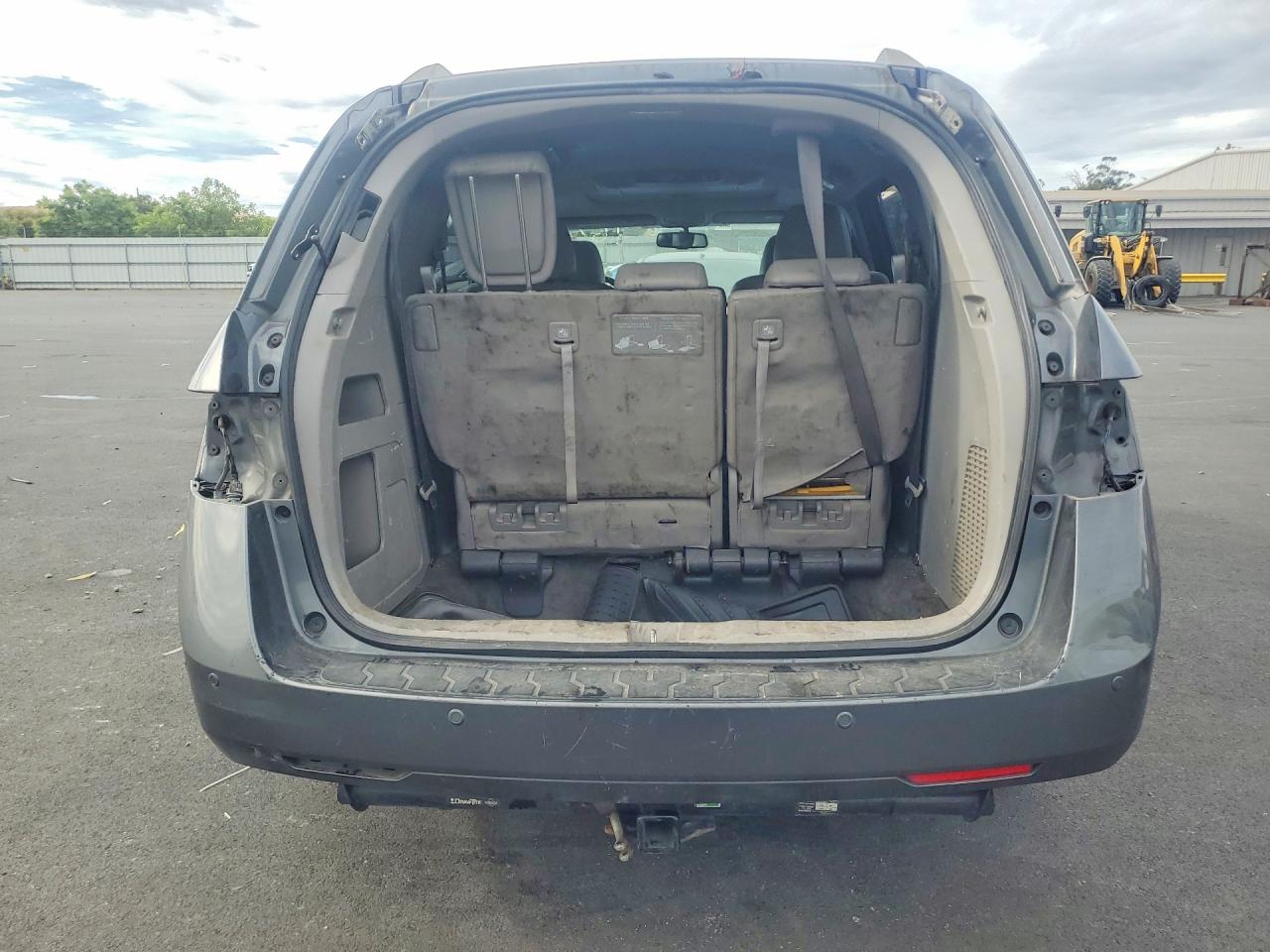 2012 Honda Odyssey Touring Gray vin: 5FNRL5H95CB021625