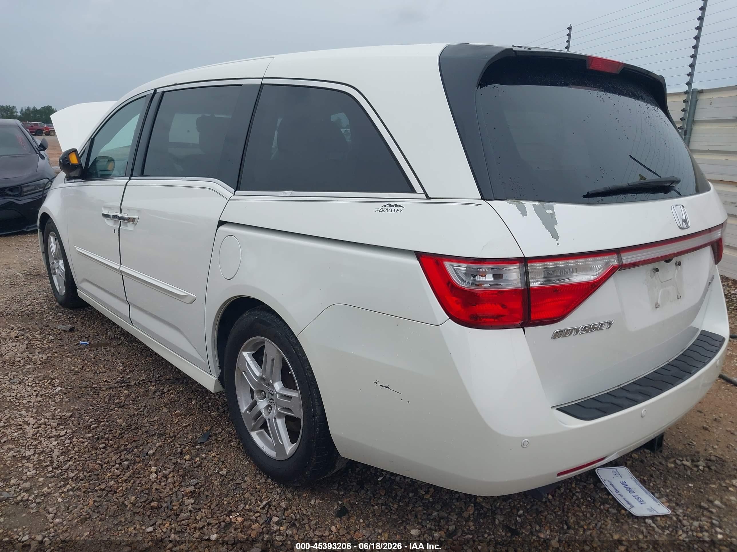 2012 Honda Odyssey Touring/touring Elite White vin: 5FNRL5H95CB118923