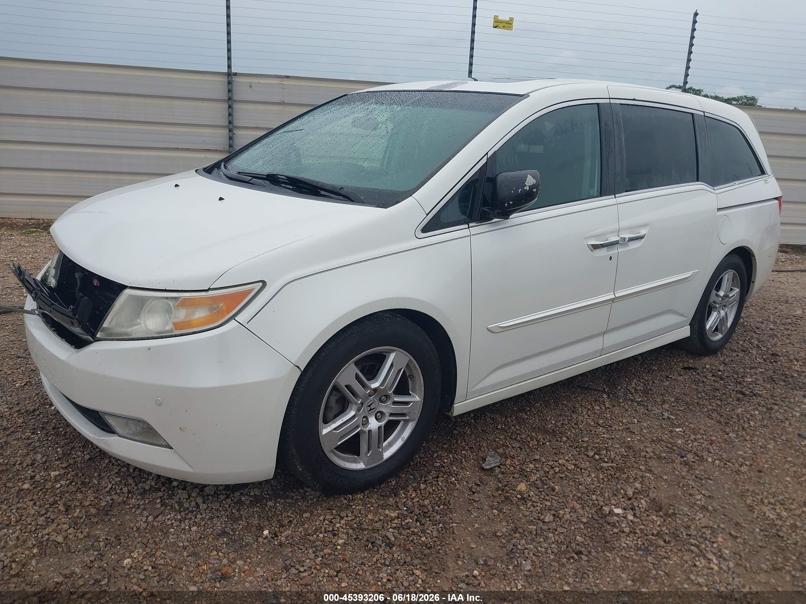 2012 Honda Odyssey Touring/touring Elite White vin: 5FNRL5H95CB118923