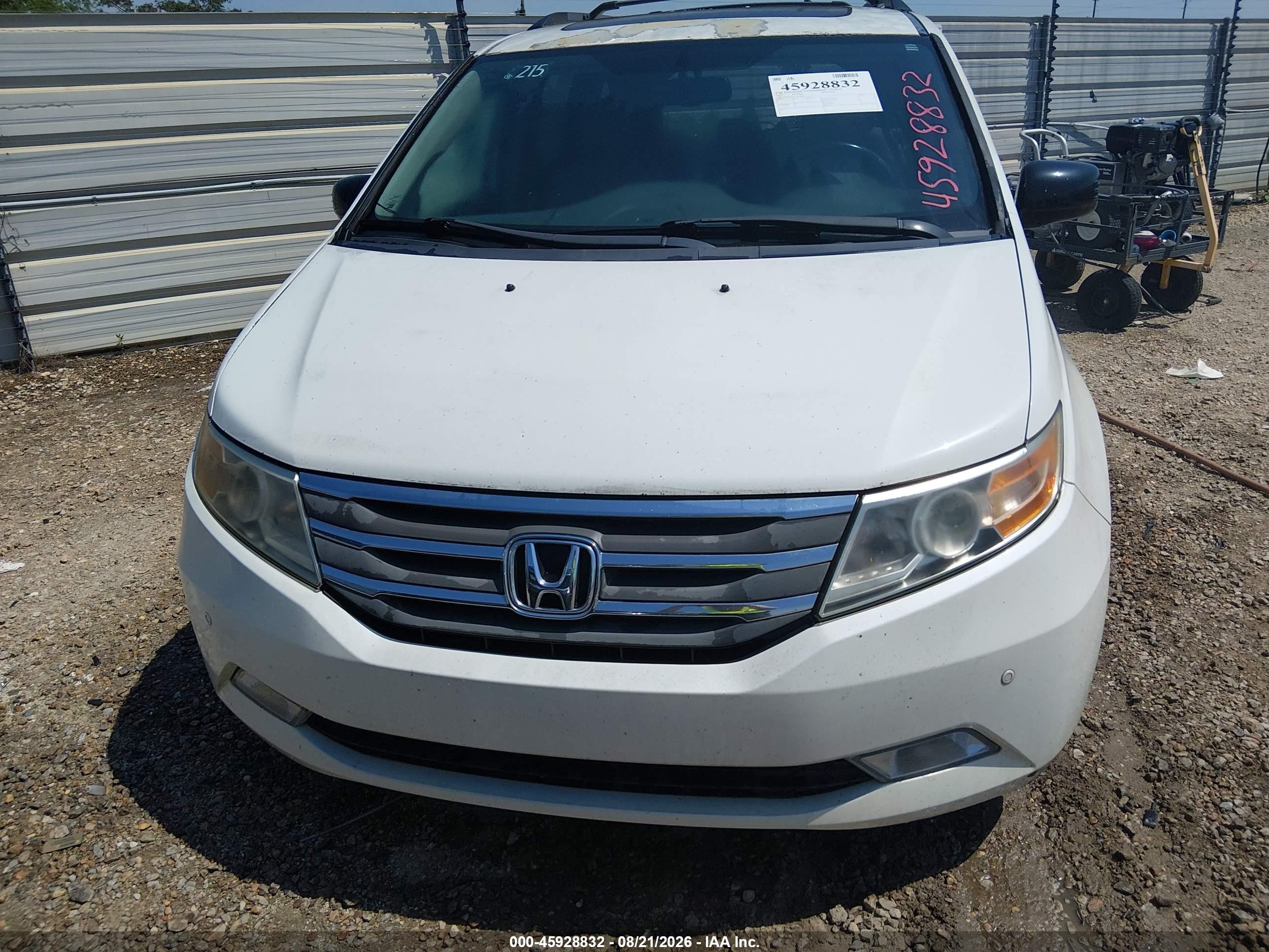 2012 Honda Odyssey Touring/touring Elite White vin: 5FNRL5H95CB146737