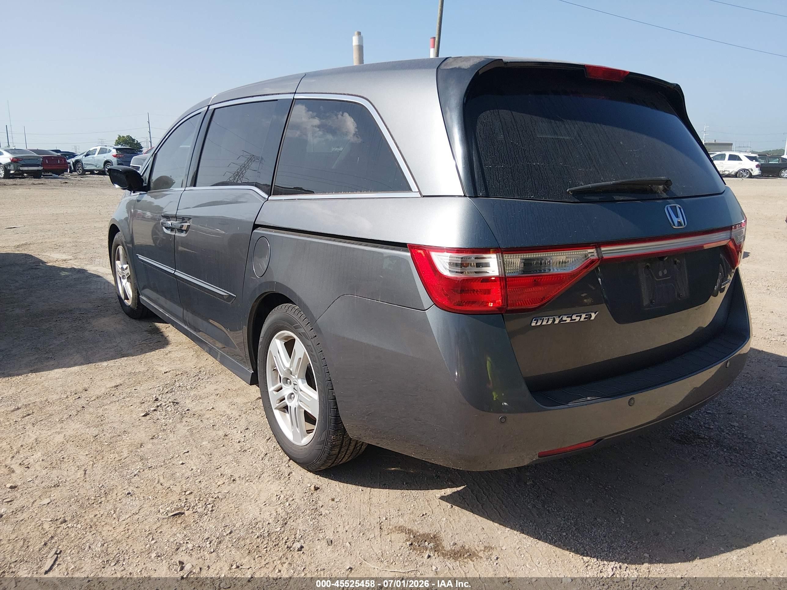 2013 Honda Odyssey Touring/touring Elite Gray vin: 5FNRL5H95DB006964