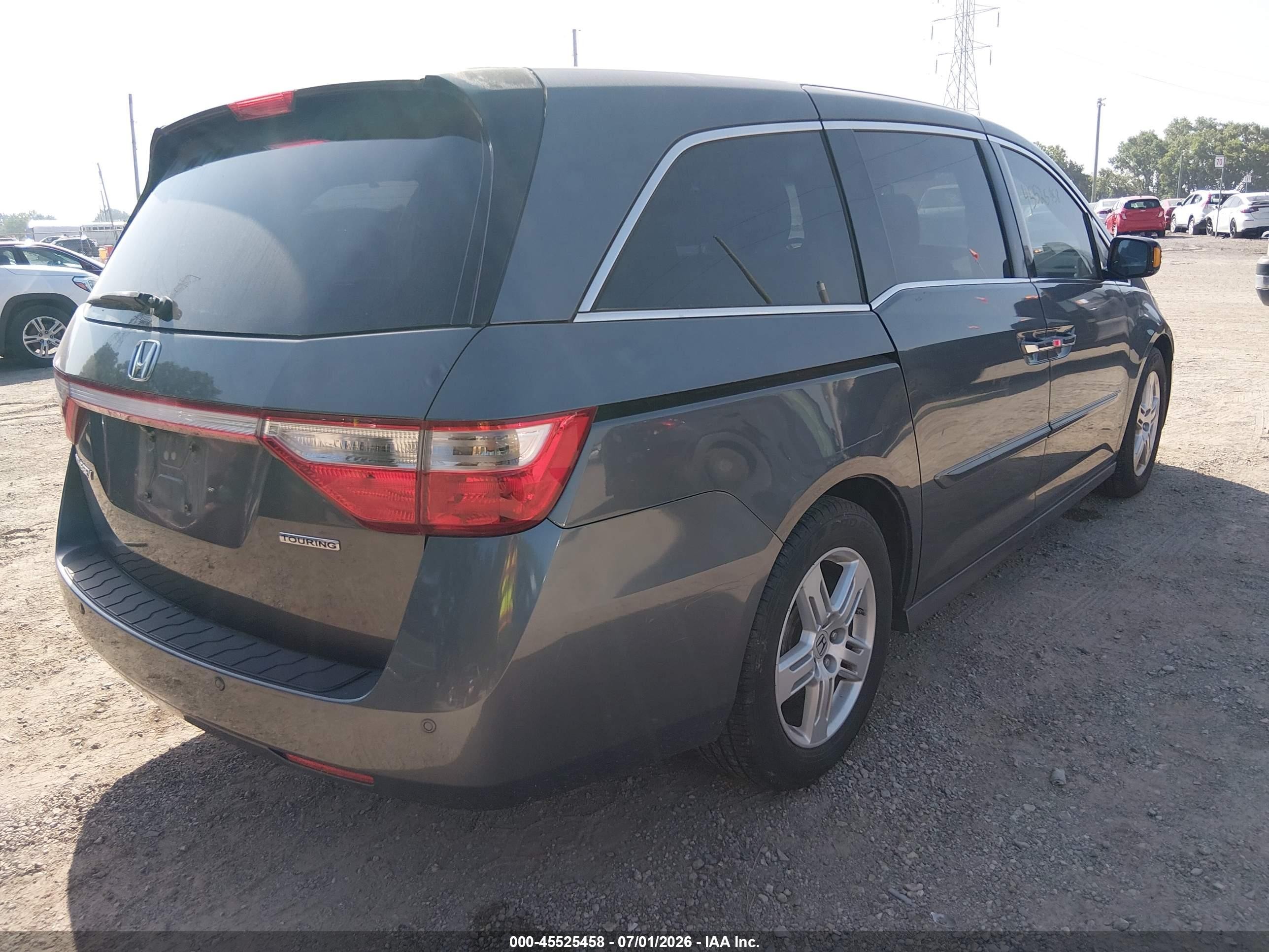 2013 Honda Odyssey Touring/touring Elite Gray vin: 5FNRL5H95DB006964