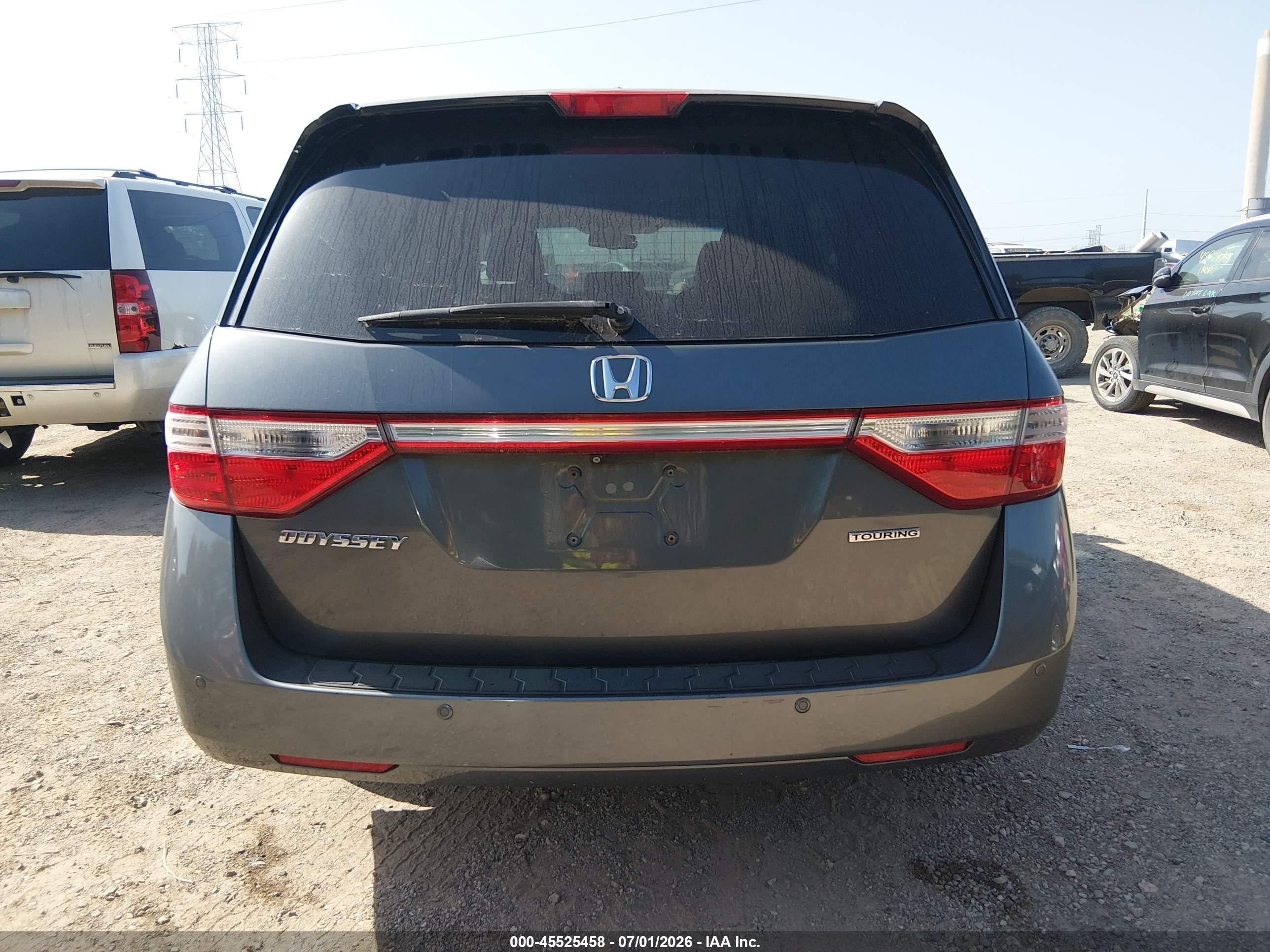 2013 Honda Odyssey Touring/touring Elite Gray vin: 5FNRL5H95DB006964