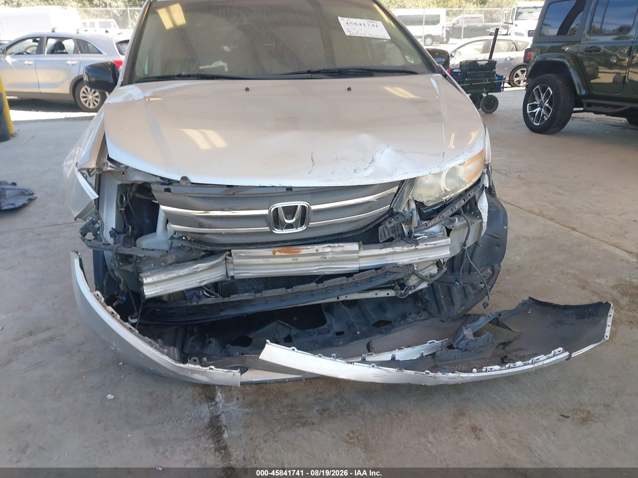 2013 Honda Odyssey Touring/touring Elite Silver vin: 5FNRL5H95DB022615
