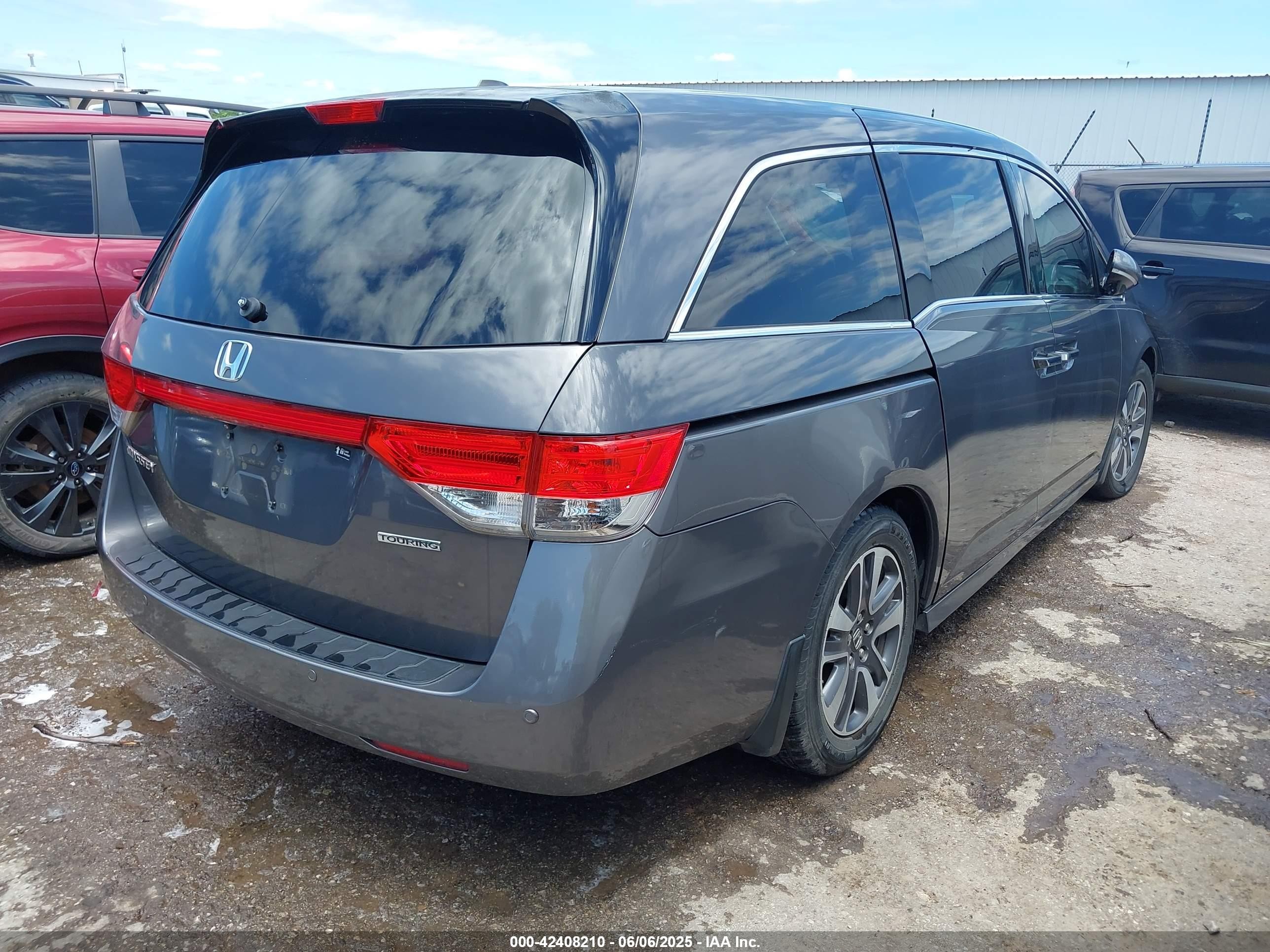 2014 Honda Odyssey Touring/touring Elite Gray vin: 5FNRL5H95EB020302