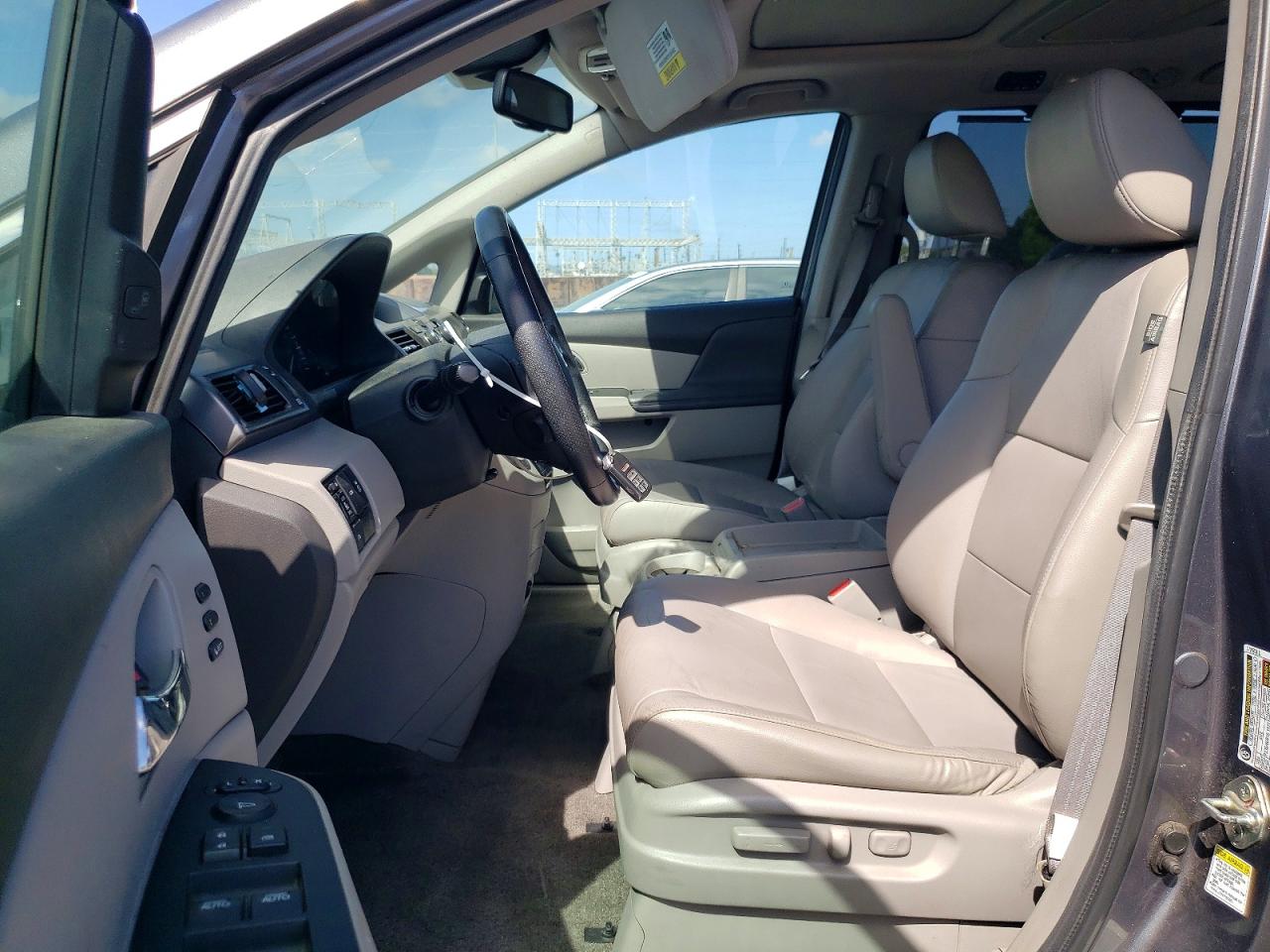 2014 Honda Odyssey Touring Charcoal vin: 5FNRL5H95EB041876