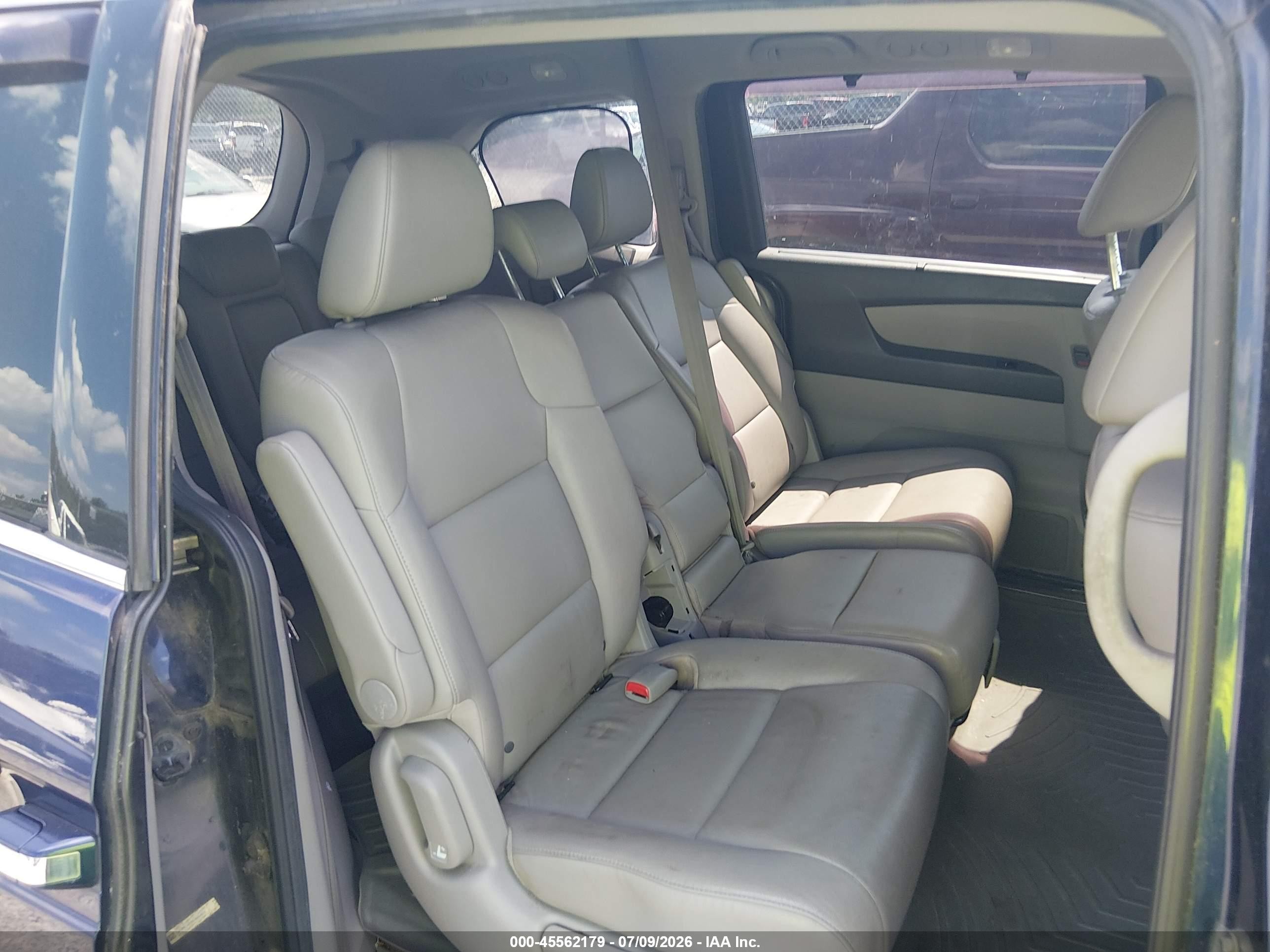 2014 Honda Odyssey Touring/touring Elite Blue vin: 5FNRL5H95EB064672