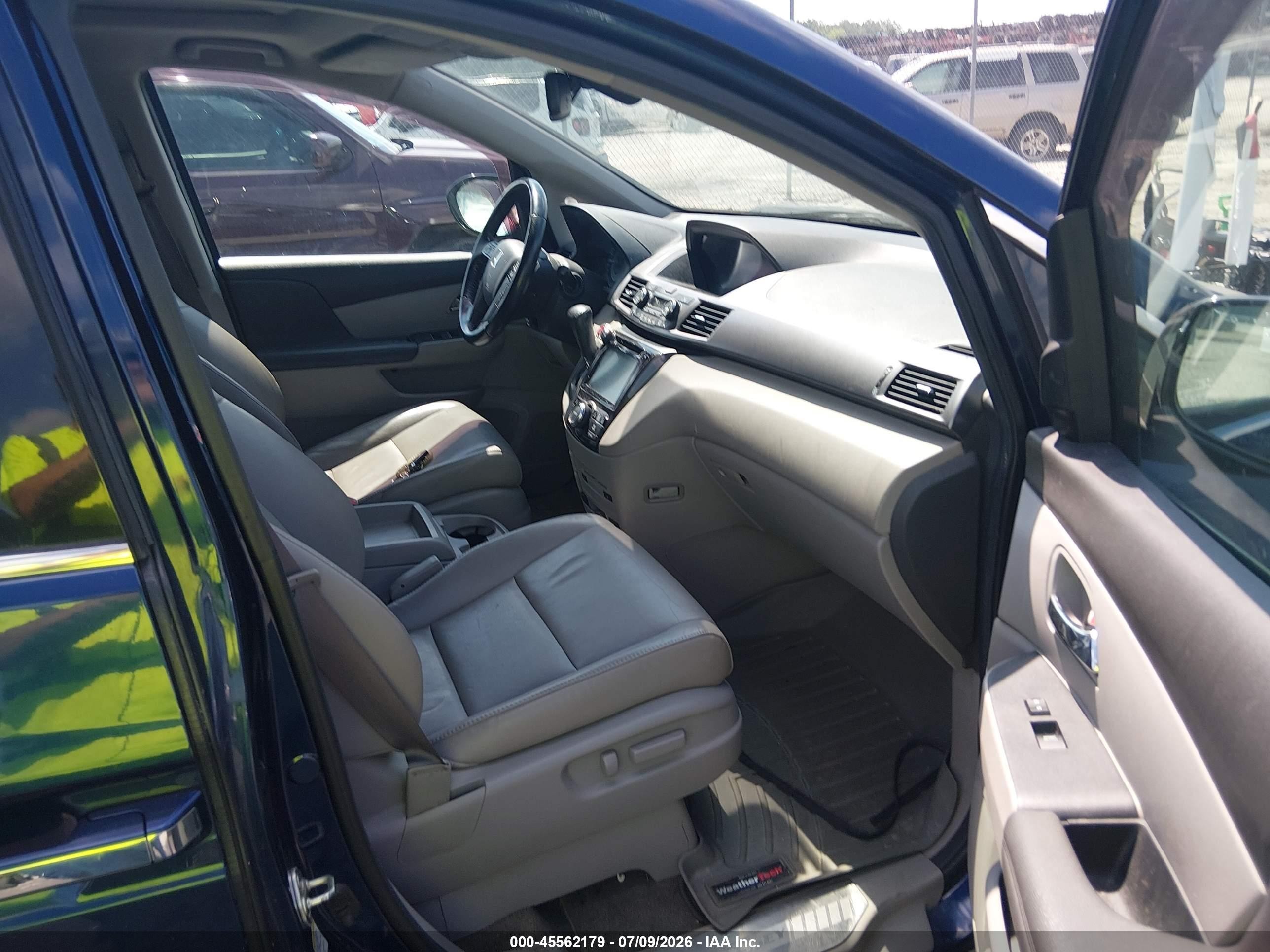 2014 Honda Odyssey Touring/touring Elite Blue vin: 5FNRL5H95EB064672