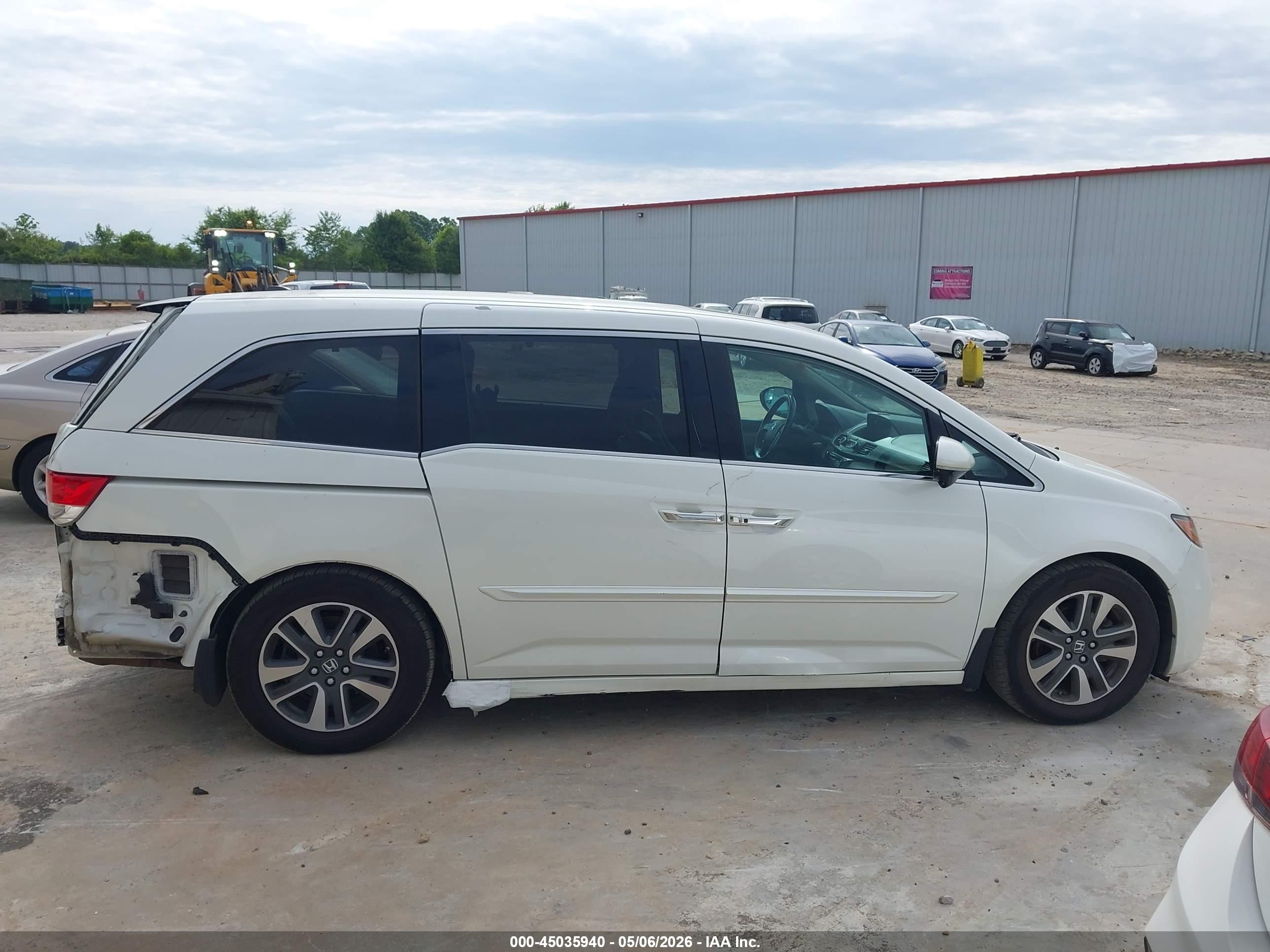 2014 Honda Odyssey Touring/touring Elite White vin: 5FNRL5H95EB089071