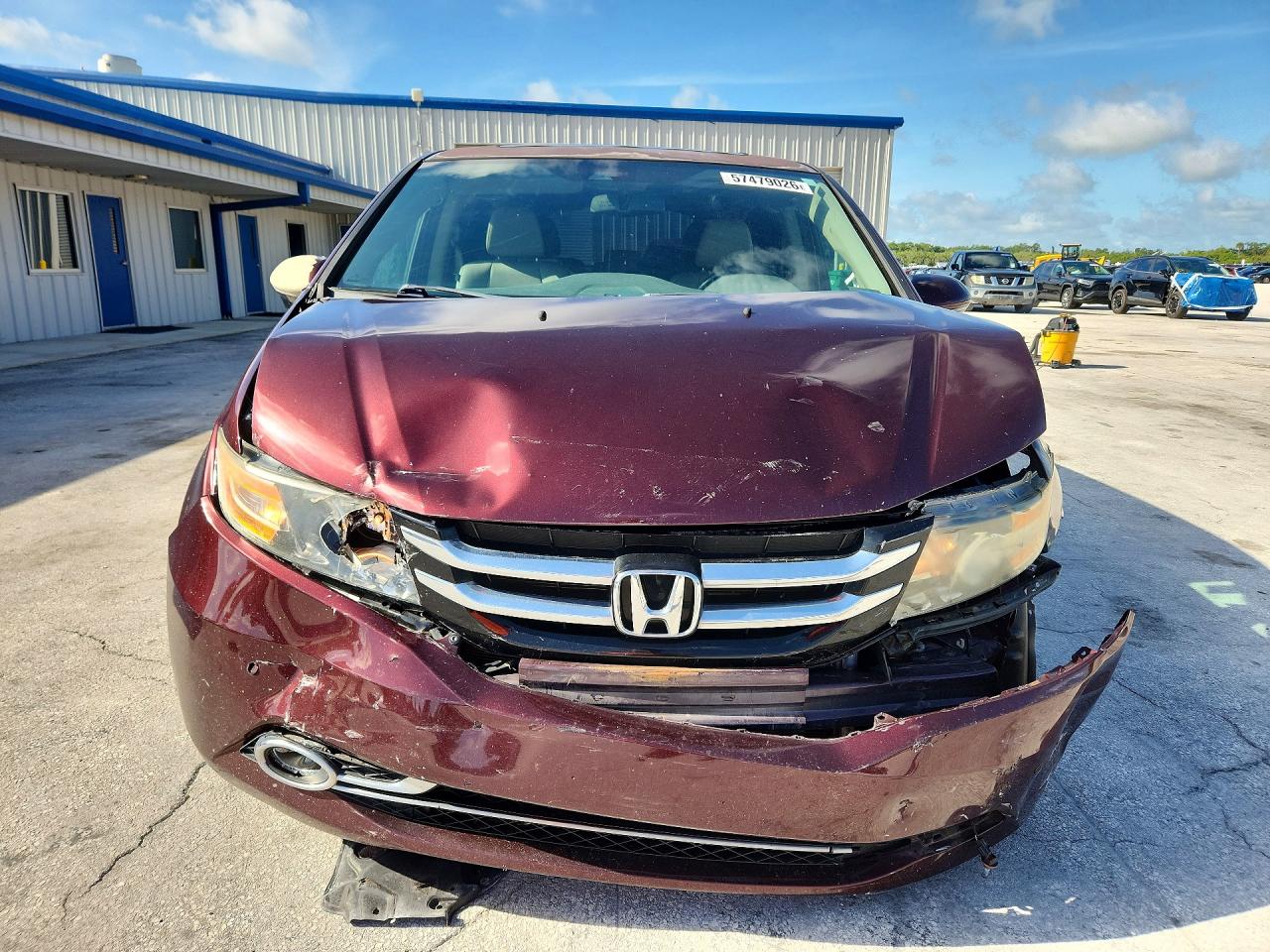 2014 Honda Odyssey Touring/touring Elite Burgundy vin: 5FNRL5H95EB115569