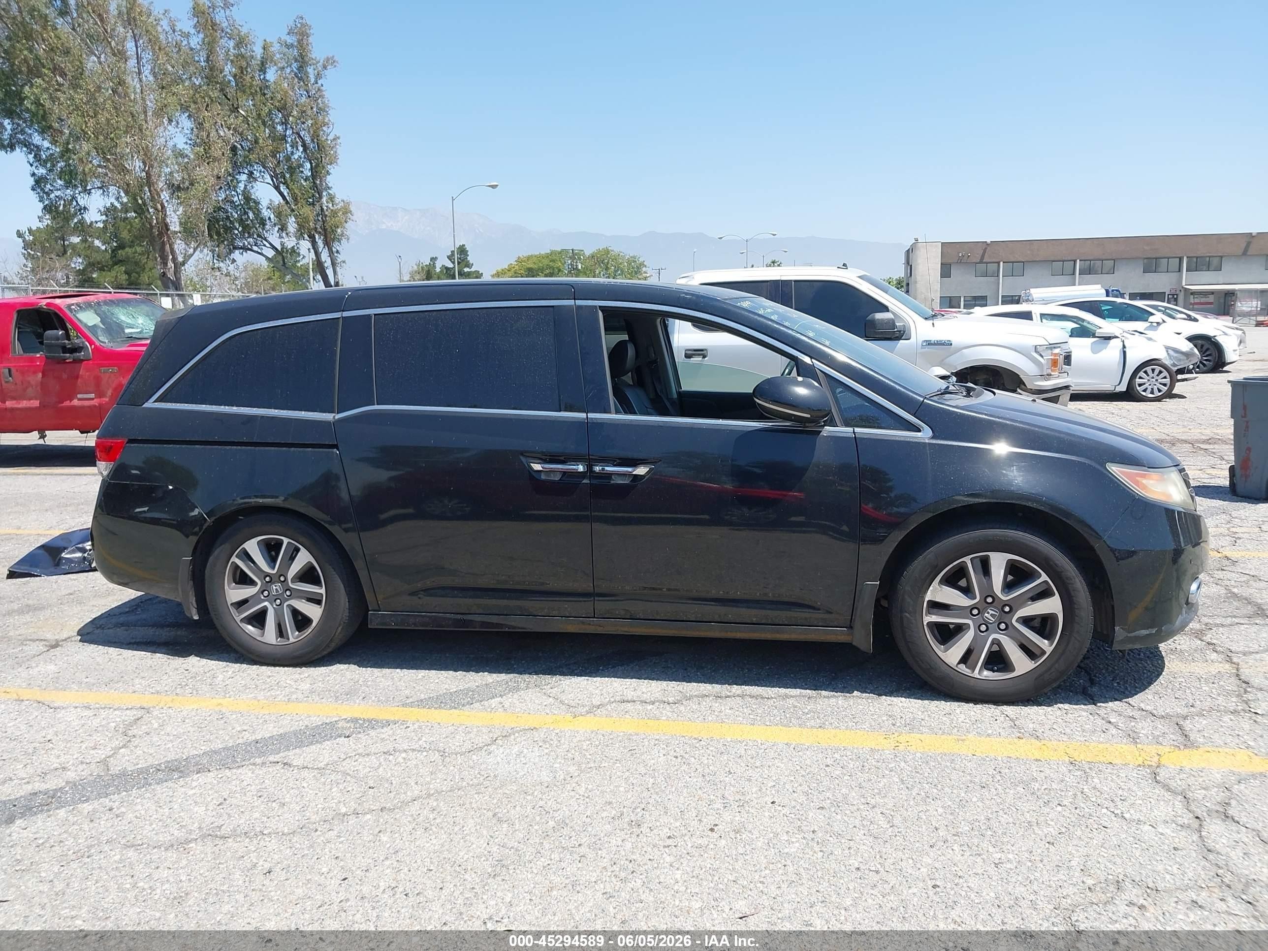 2014 Honda Odyssey Touring/touring Elite Black vin: 5FNRL5H95EB133828