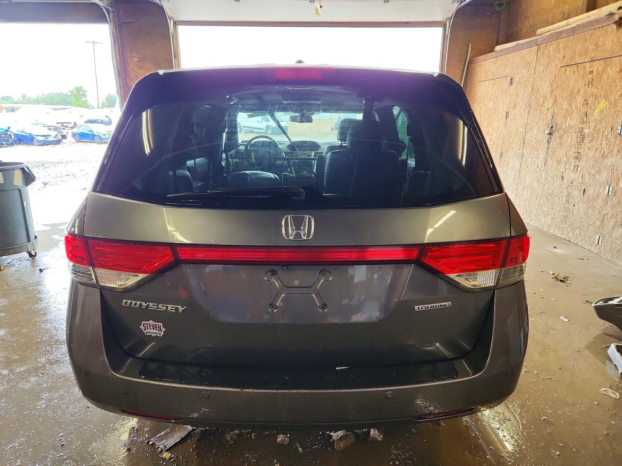 2015 Honda Odyssey Touring Gray vin: 5FNRL5H95FB004568