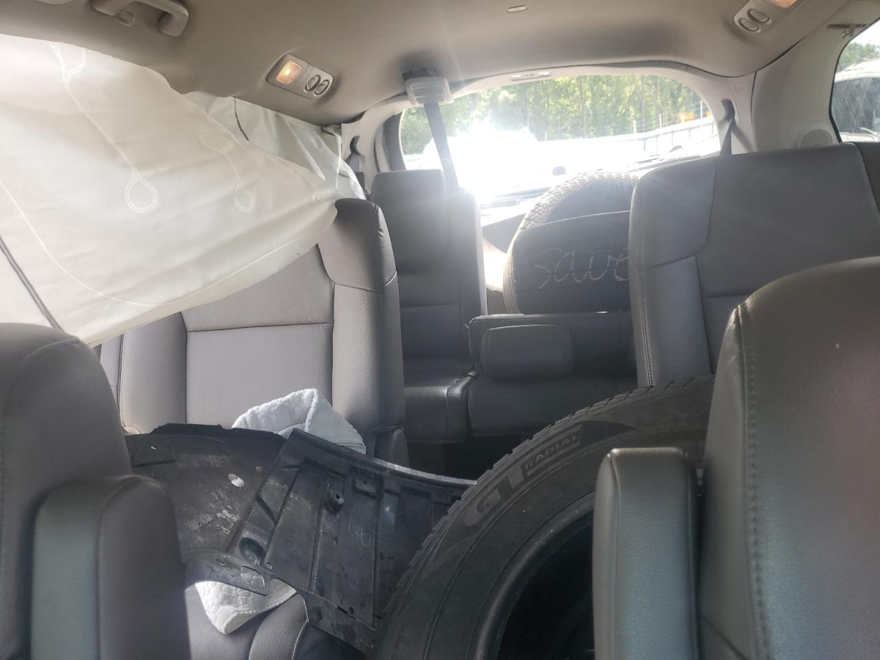 2015 Honda Odyssey Touring Белый vin: 5FNRL5H95FB045945