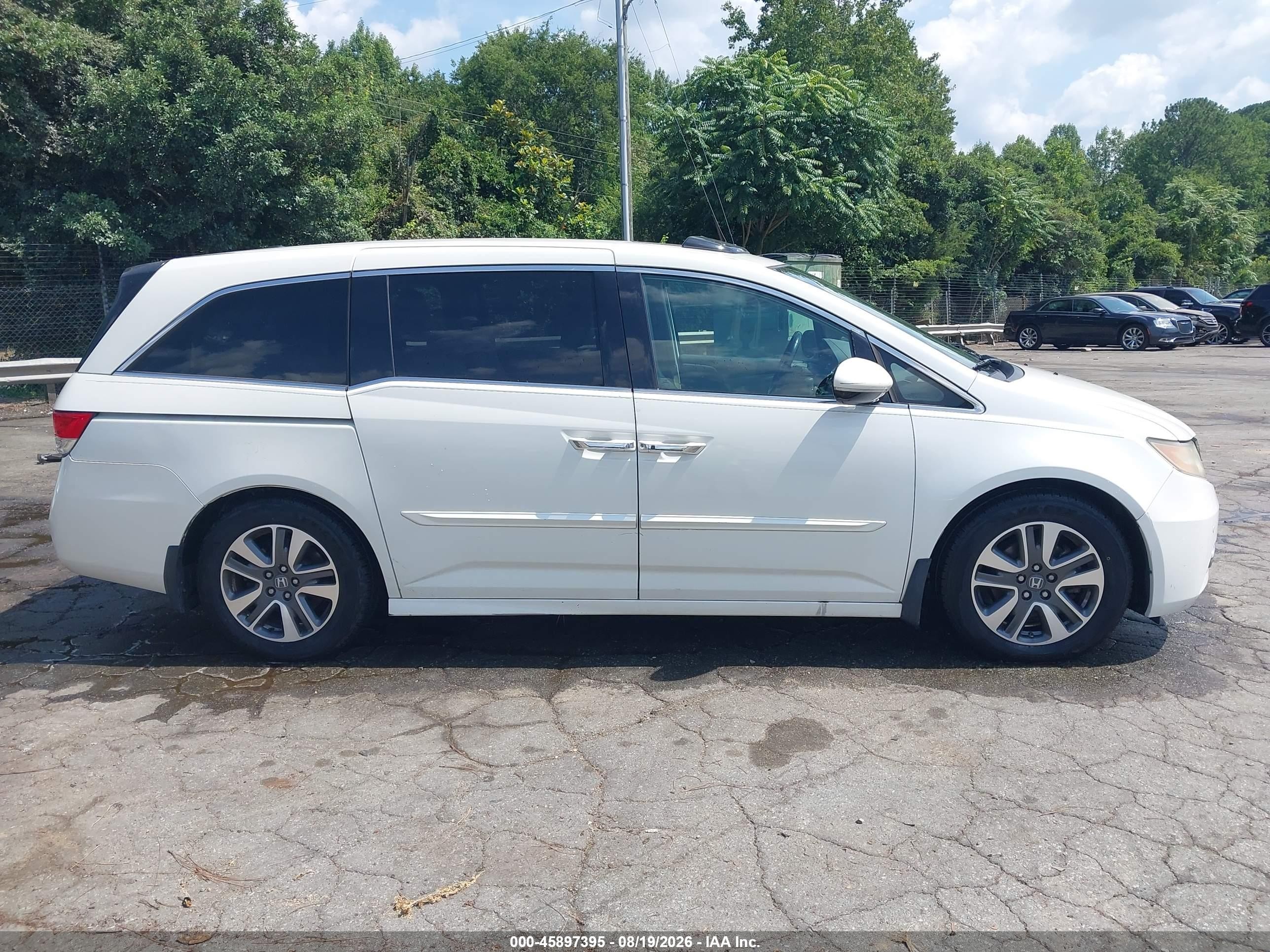 2015 Honda Odyssey Touring/touring Elite Белый vin: 5FNRL5H95FB049137