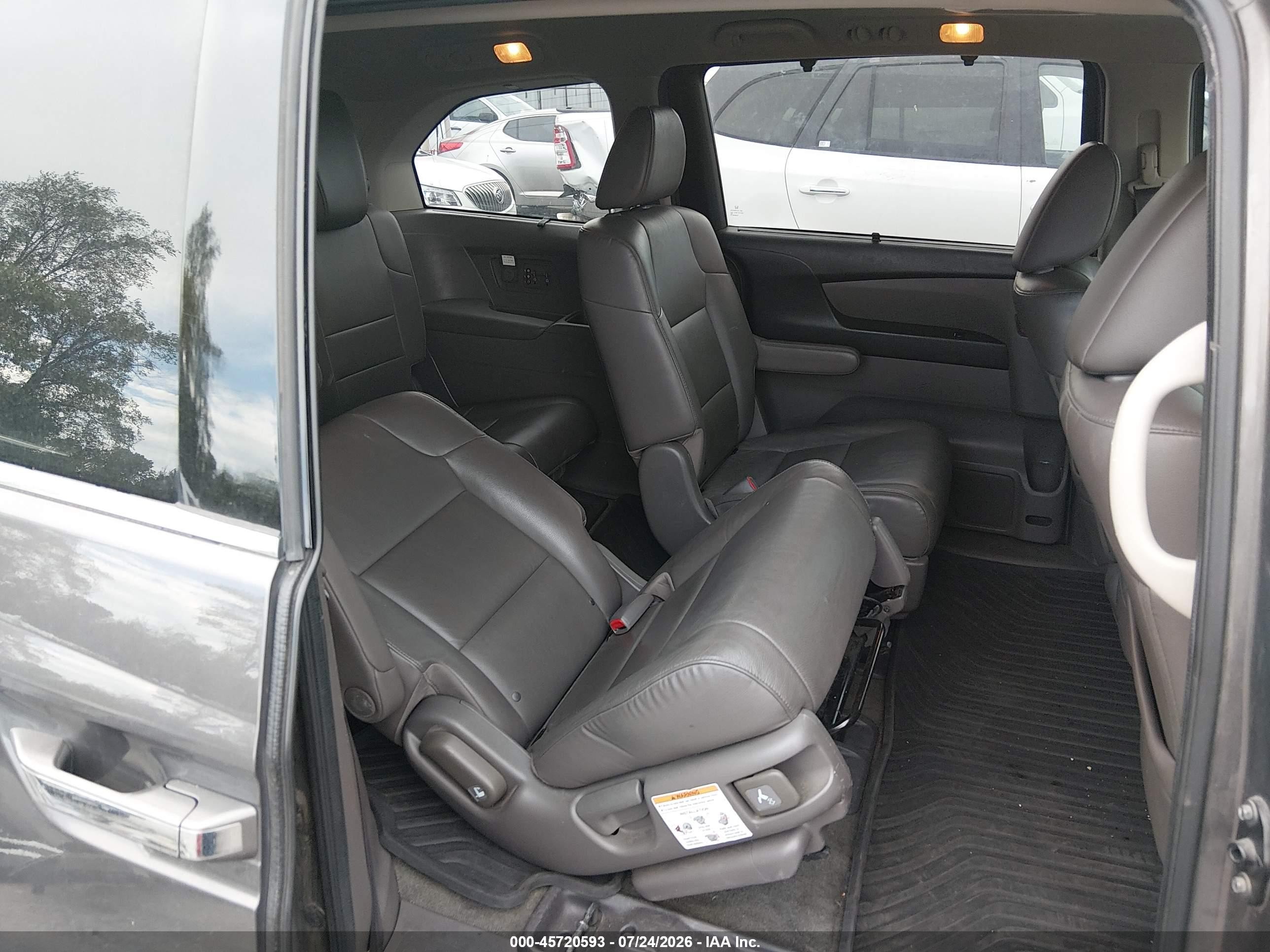 2015 Honda Odyssey Touring/touring Elite Gray vin: 5FNRL5H95FB050045