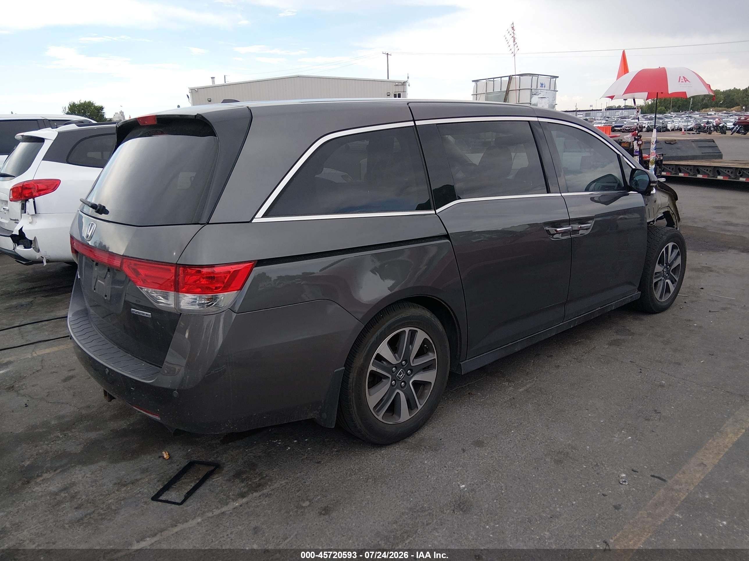 2015 Honda Odyssey Touring/touring Elite Gray vin: 5FNRL5H95FB050045
