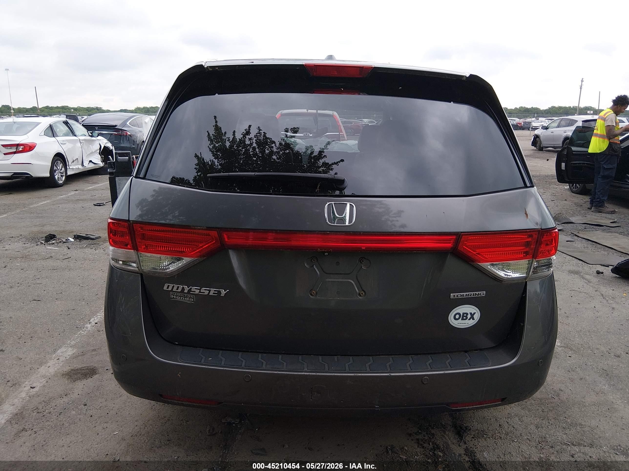 2015 Honda Odyssey Touring/touring Elite Gray vin: 5FNRL5H95FB062745