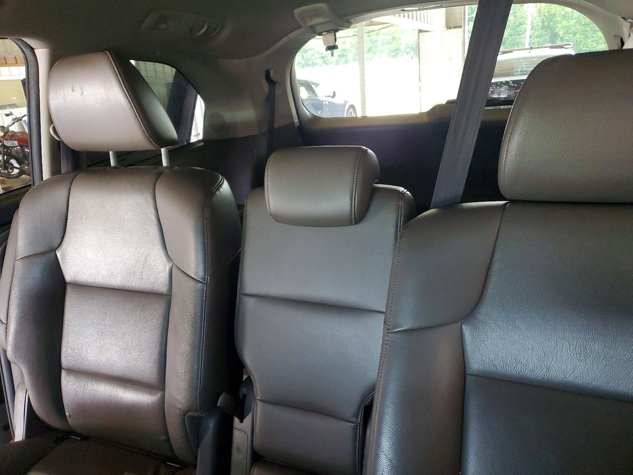2015 Honda Odyssey Touring Charcoal vin: 5FNRL5H95FB082865