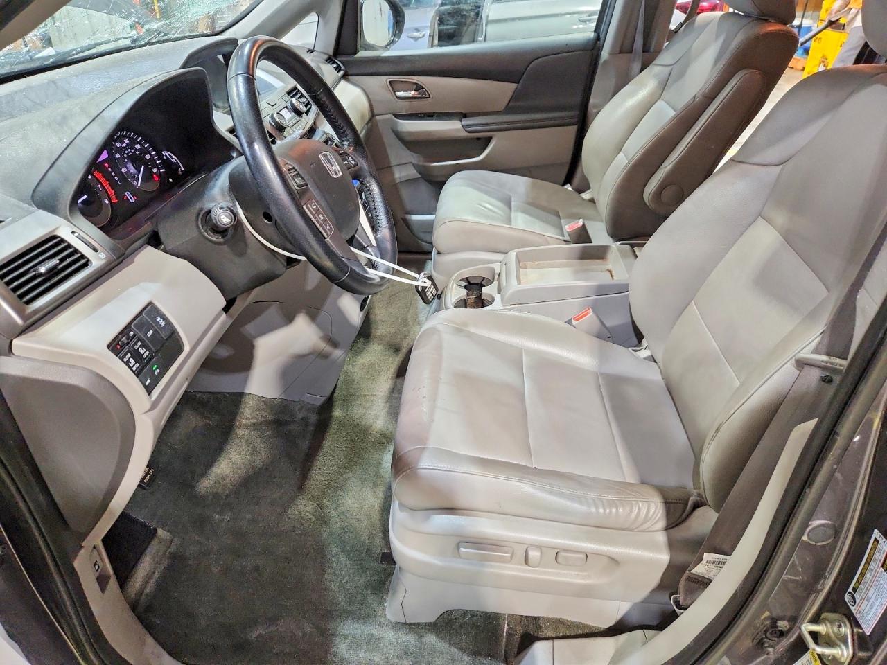 2015 Honda Odyssey Touring Gray vin: 5FNRL5H95FB115167