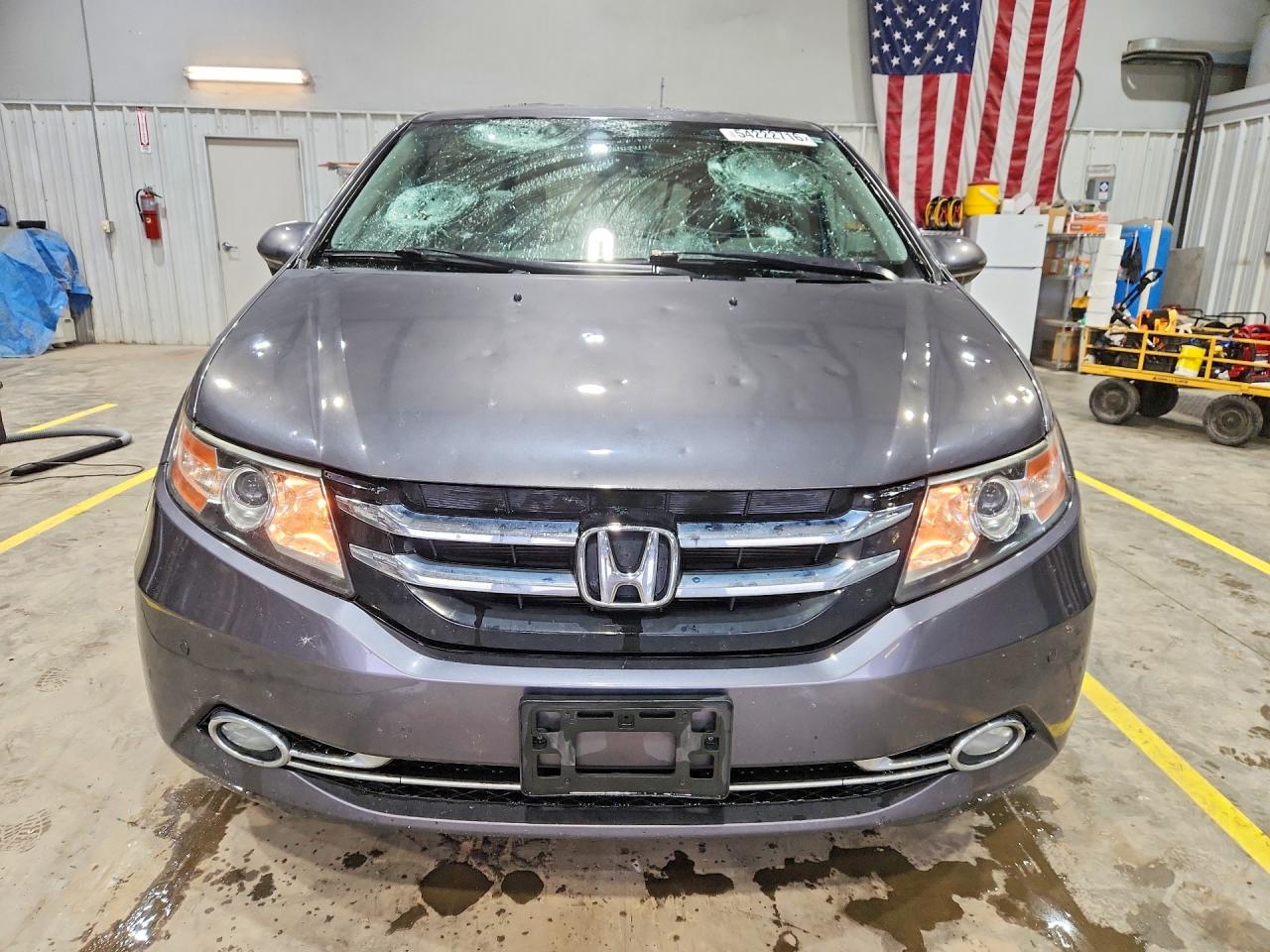 2015 Honda Odyssey Touring Gray vin: 5FNRL5H95FB115167