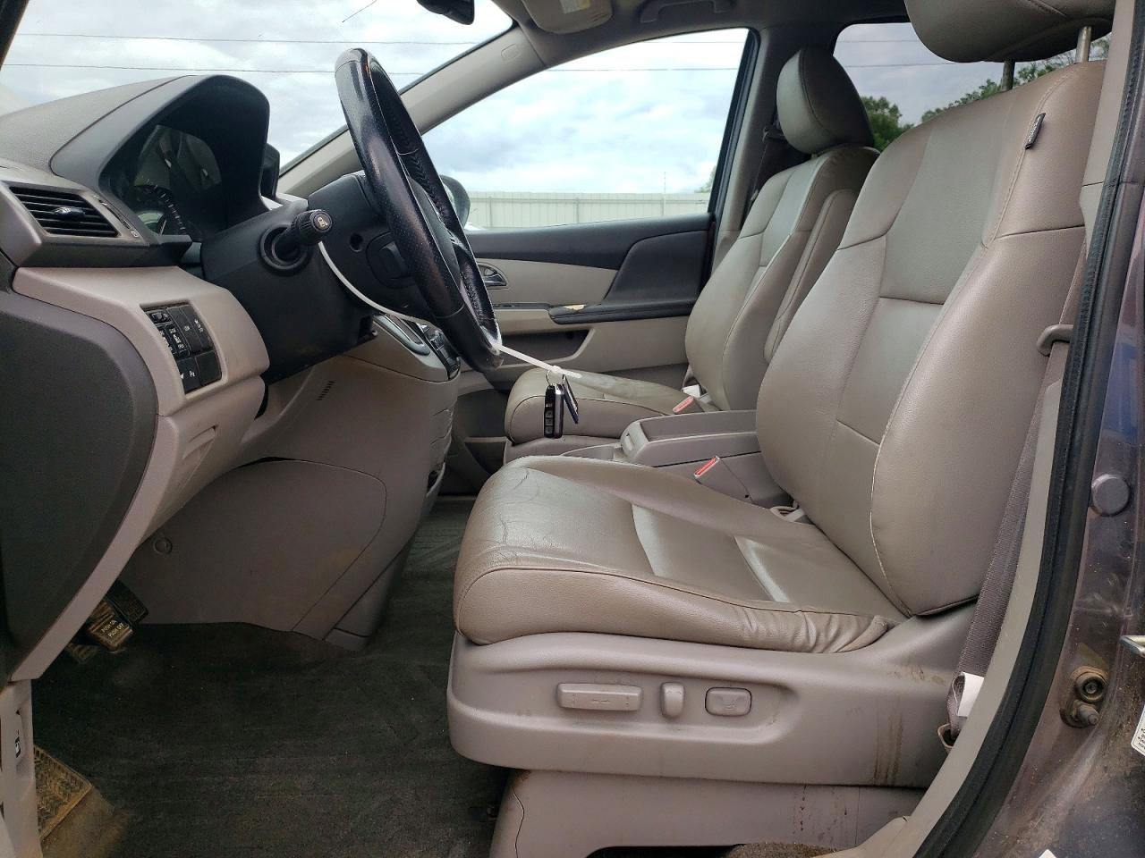 2015 Honda Odyssey Touring Gray vin: 5FNRL5H95FB122541