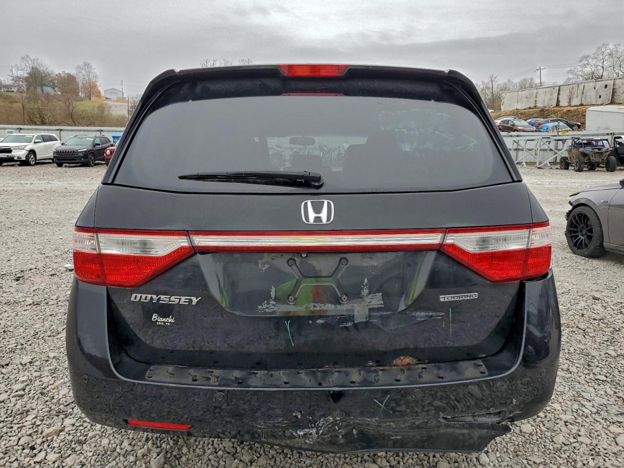 2011 Honda Odyssey Touring Black vin: 5FNRL5H96BB010776