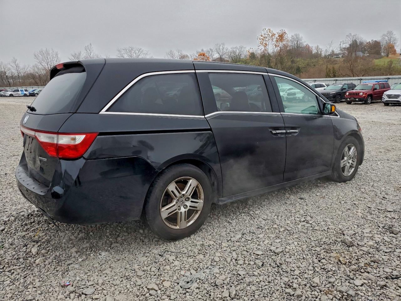 2011 Honda Odyssey Touring Black vin: 5FNRL5H96BB010776