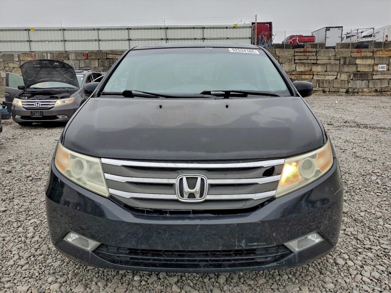 2011 Honda Odyssey Touring Black vin: 5FNRL5H96BB010776