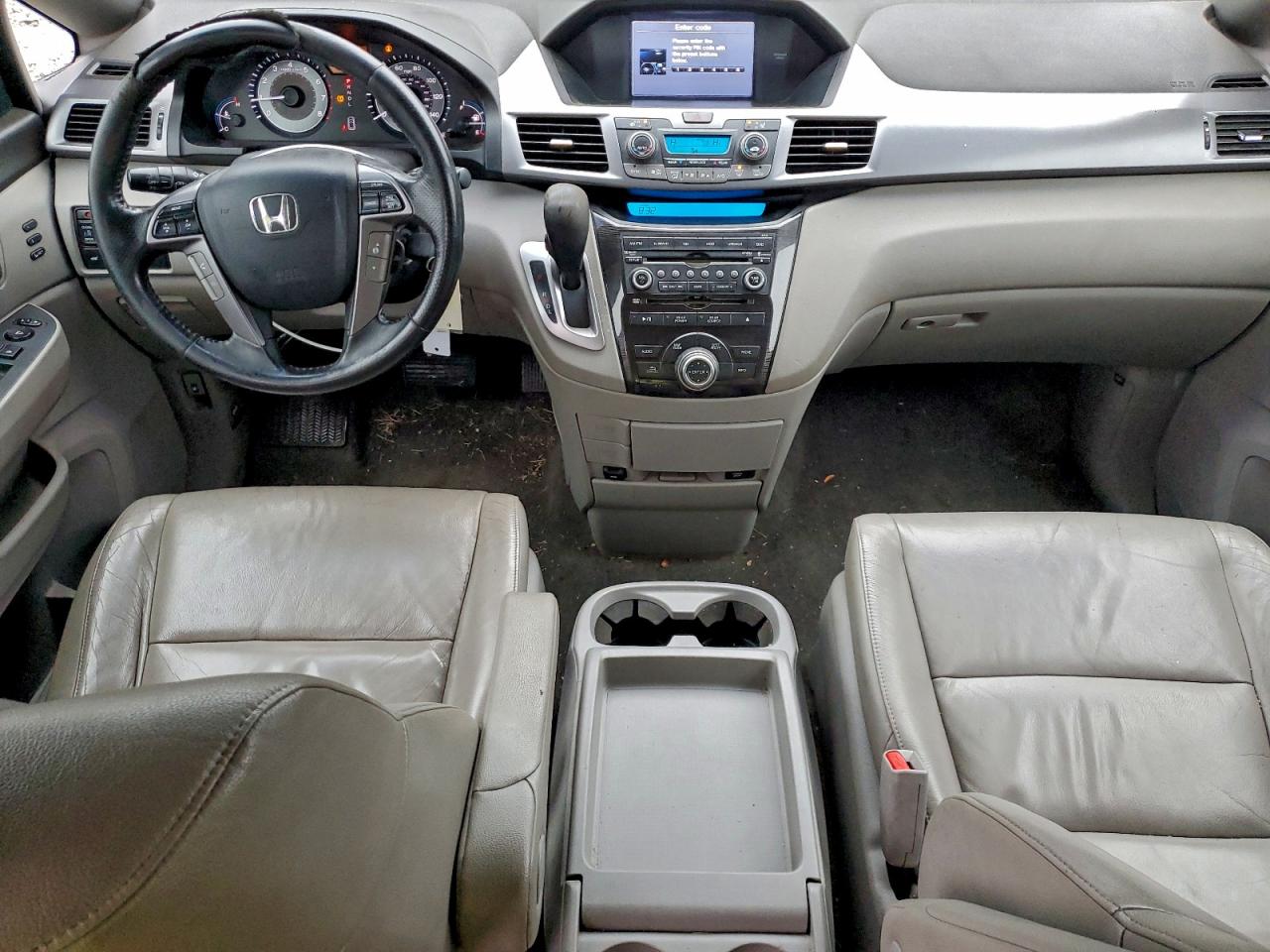 2011 Honda Odyssey Touring Black vin: 5FNRL5H96BB010776