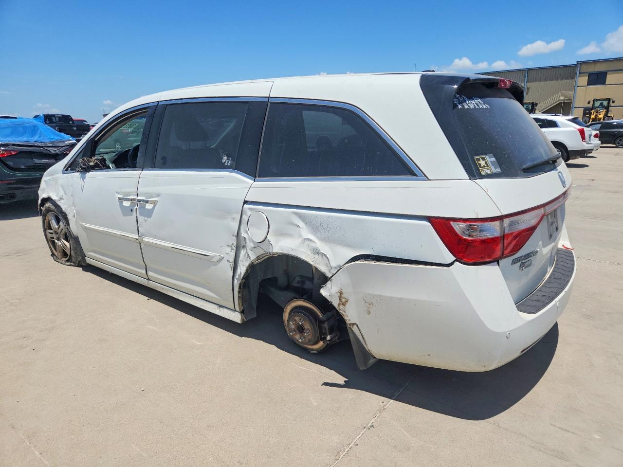 2011 Honda Odyssey Touring Белый vin: 5FNRL5H96BB040022