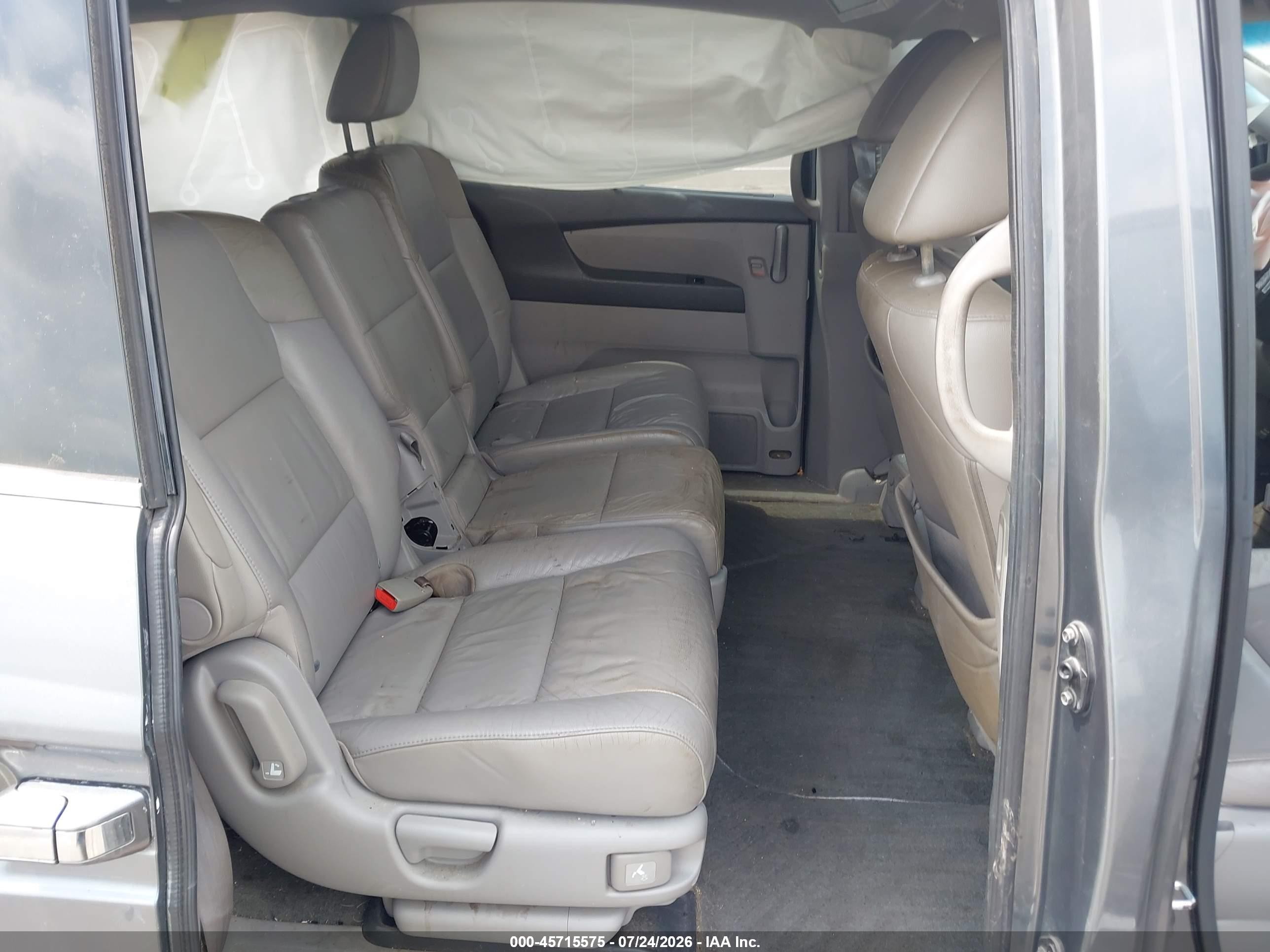 2011 Honda Odyssey Touring/touring Elite Gray vin: 5FNRL5H96BB047097