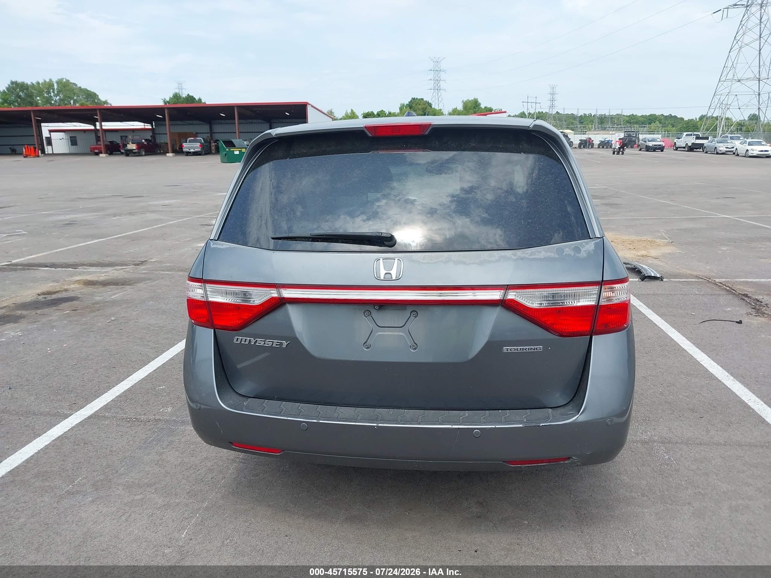 2011 Honda Odyssey Touring/touring Elite Gray vin: 5FNRL5H96BB047097