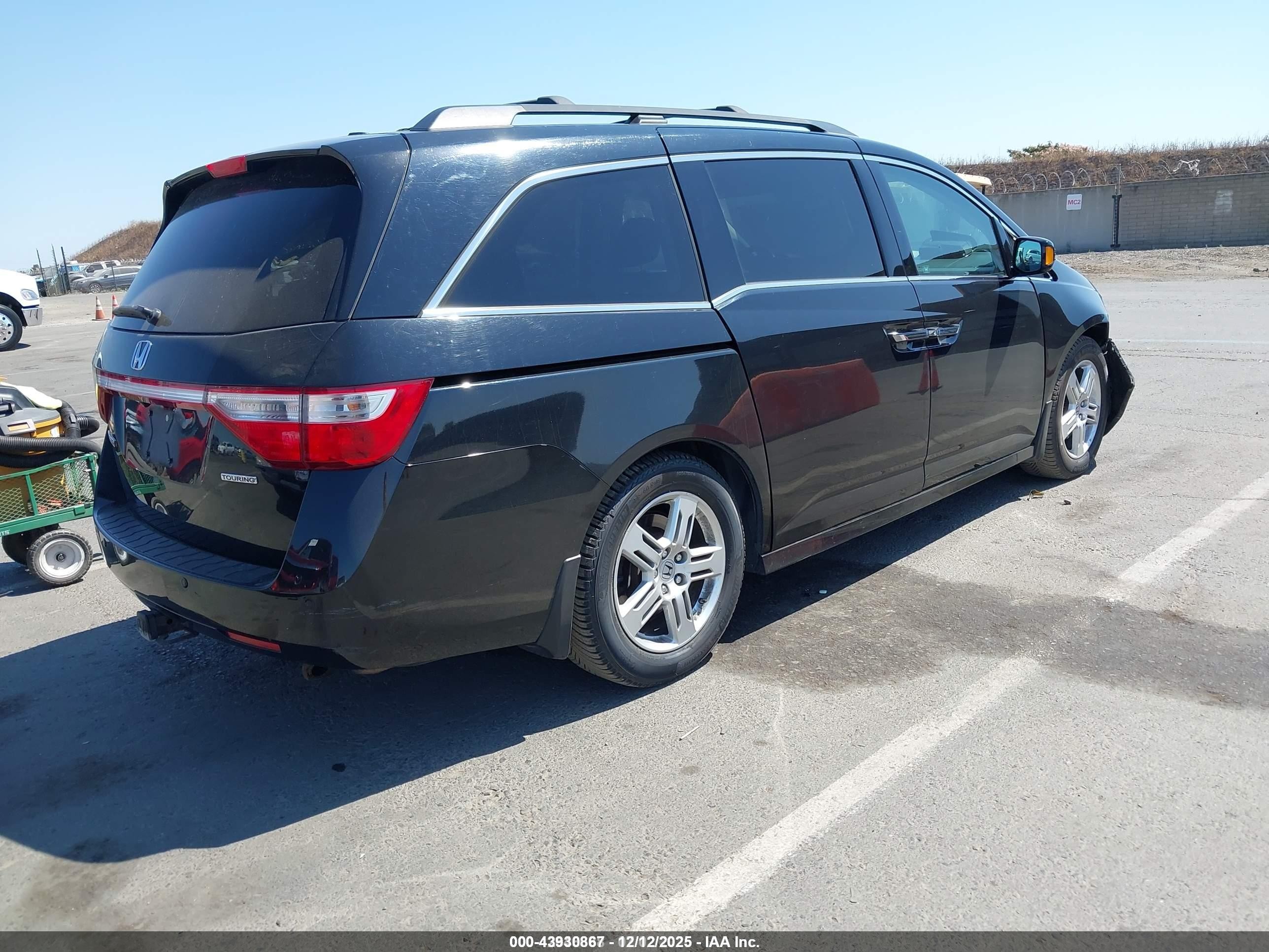 2011 Honda Odyssey Touring/touring Elite Black vin: 5FNRL5H96BB091780