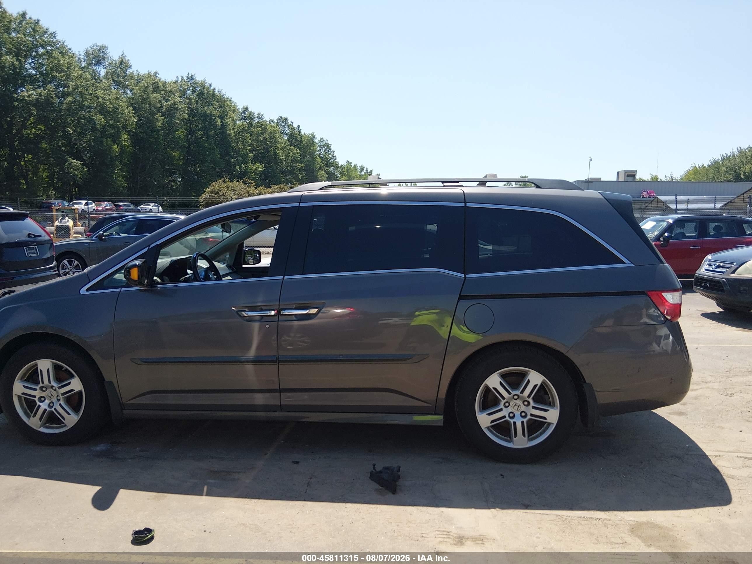2012 Honda Odyssey Touring/touring Elite Gray vin: 5FNRL5H96CB014103