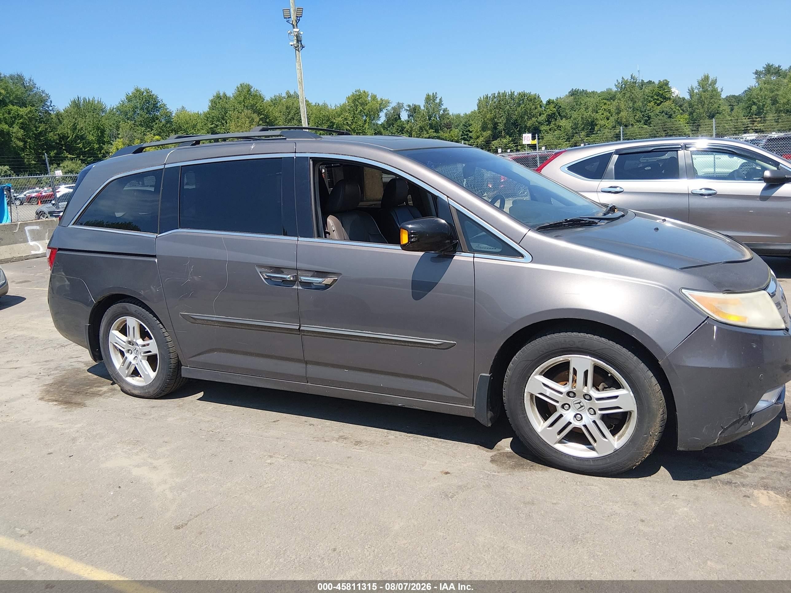 2012 Honda Odyssey Touring/touring Elite Gray vin: 5FNRL5H96CB014103