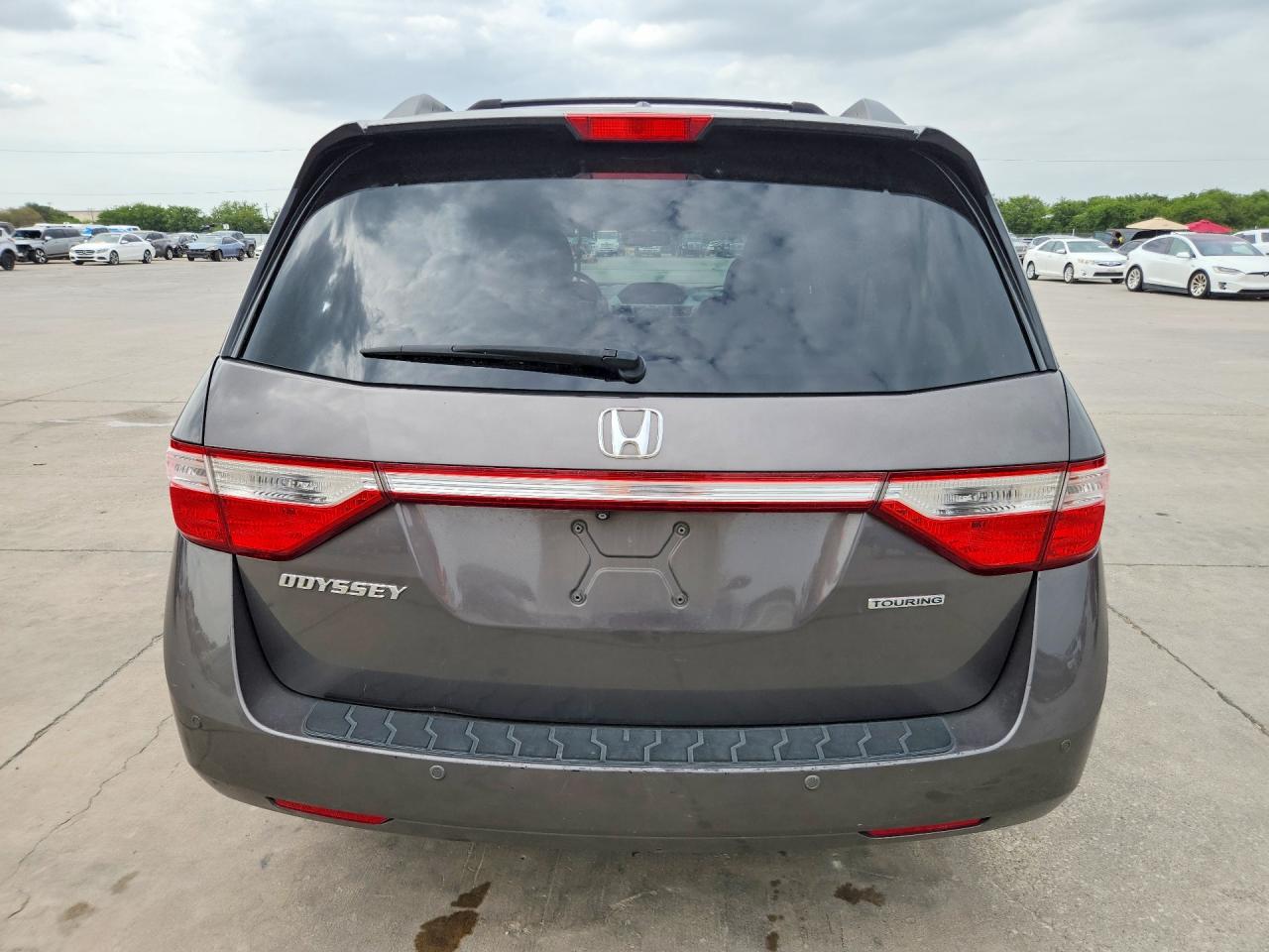 2012 Honda Odyssey Touring Gray vin: 5FNRL5H96CB036263