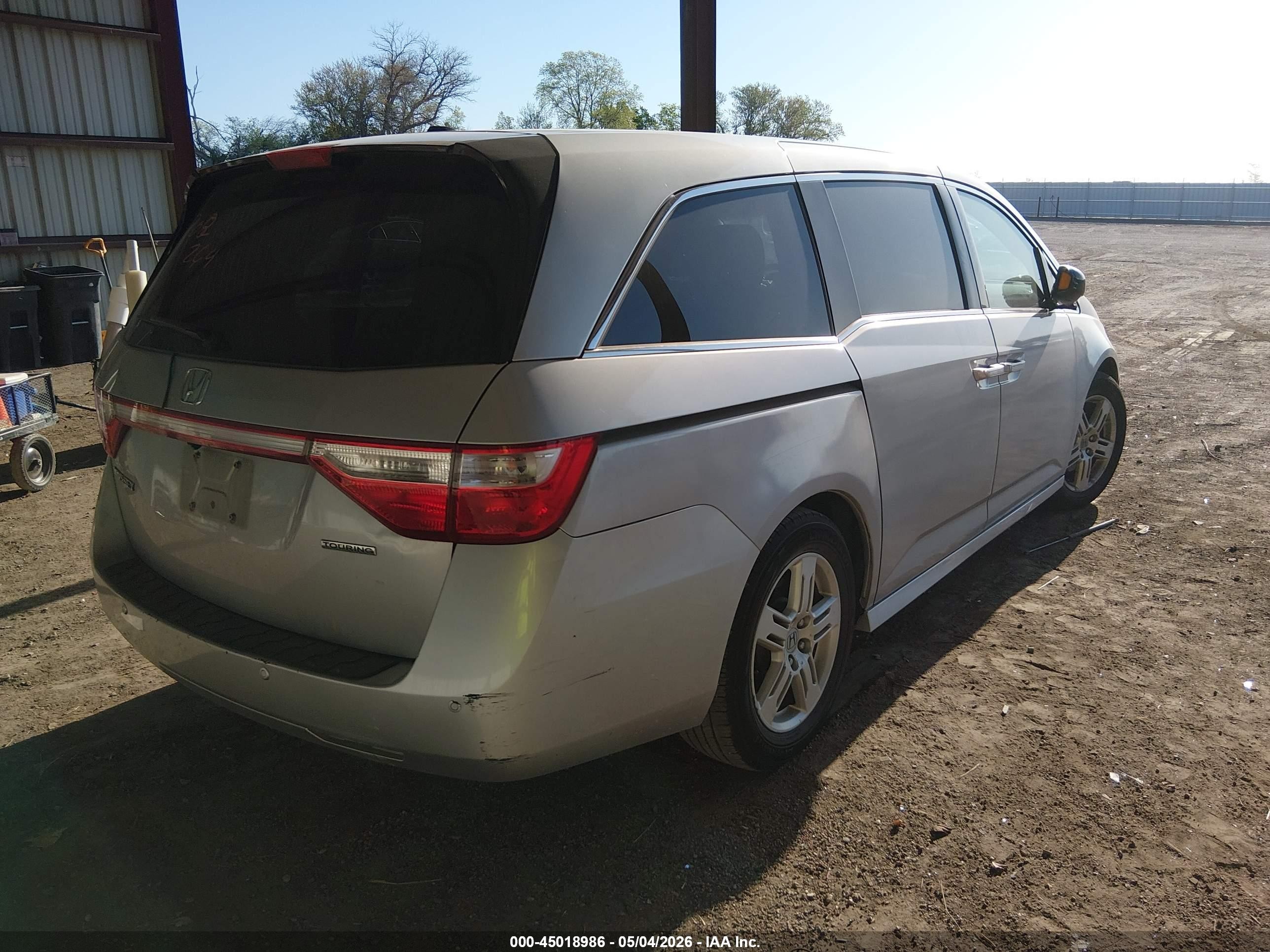 2012 Honda Odyssey Touring/touring Elite Silver vin: 5FNRL5H96CB092087