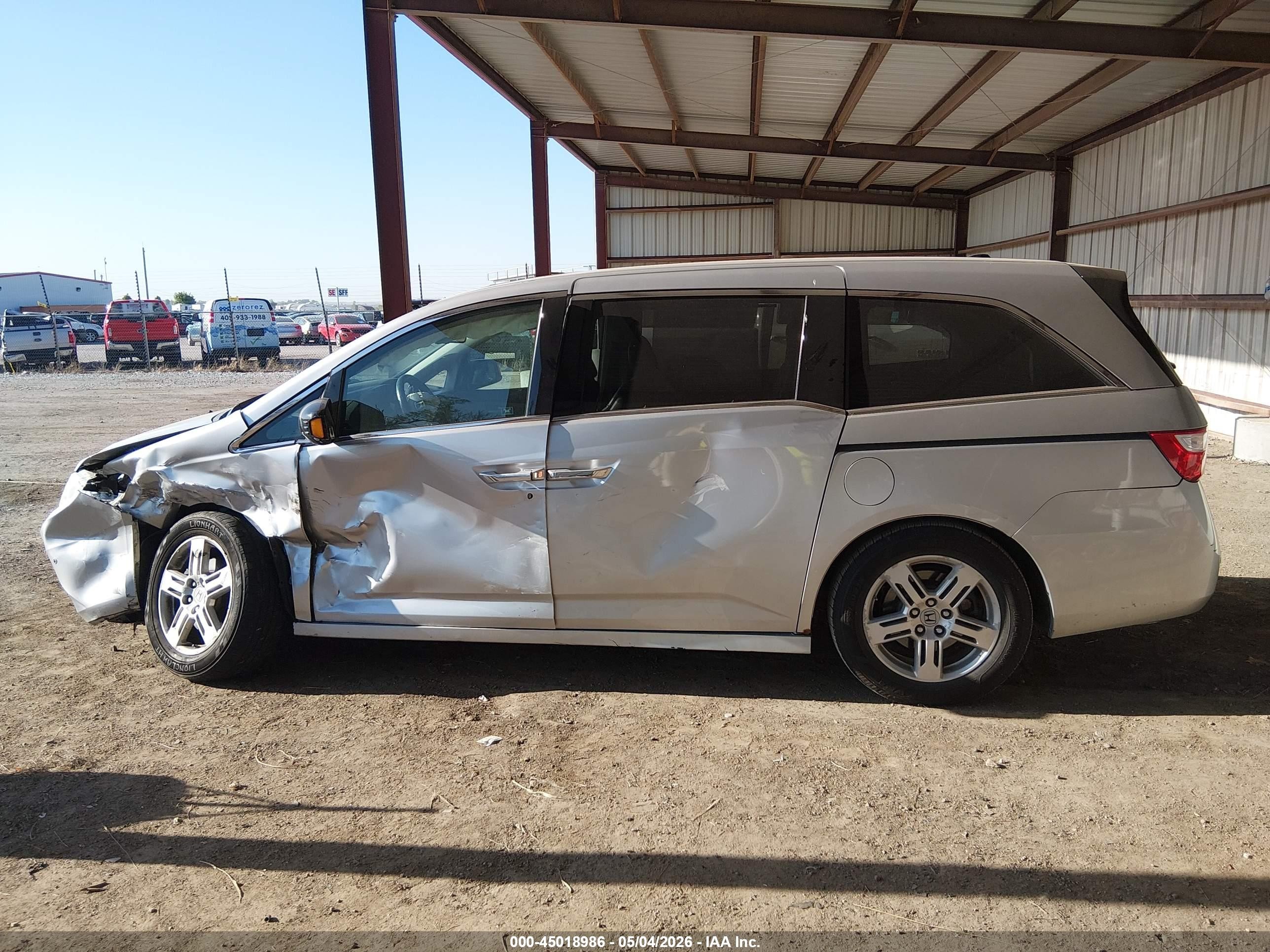 2012 Honda Odyssey Touring/touring Elite Silver vin: 5FNRL5H96CB092087
