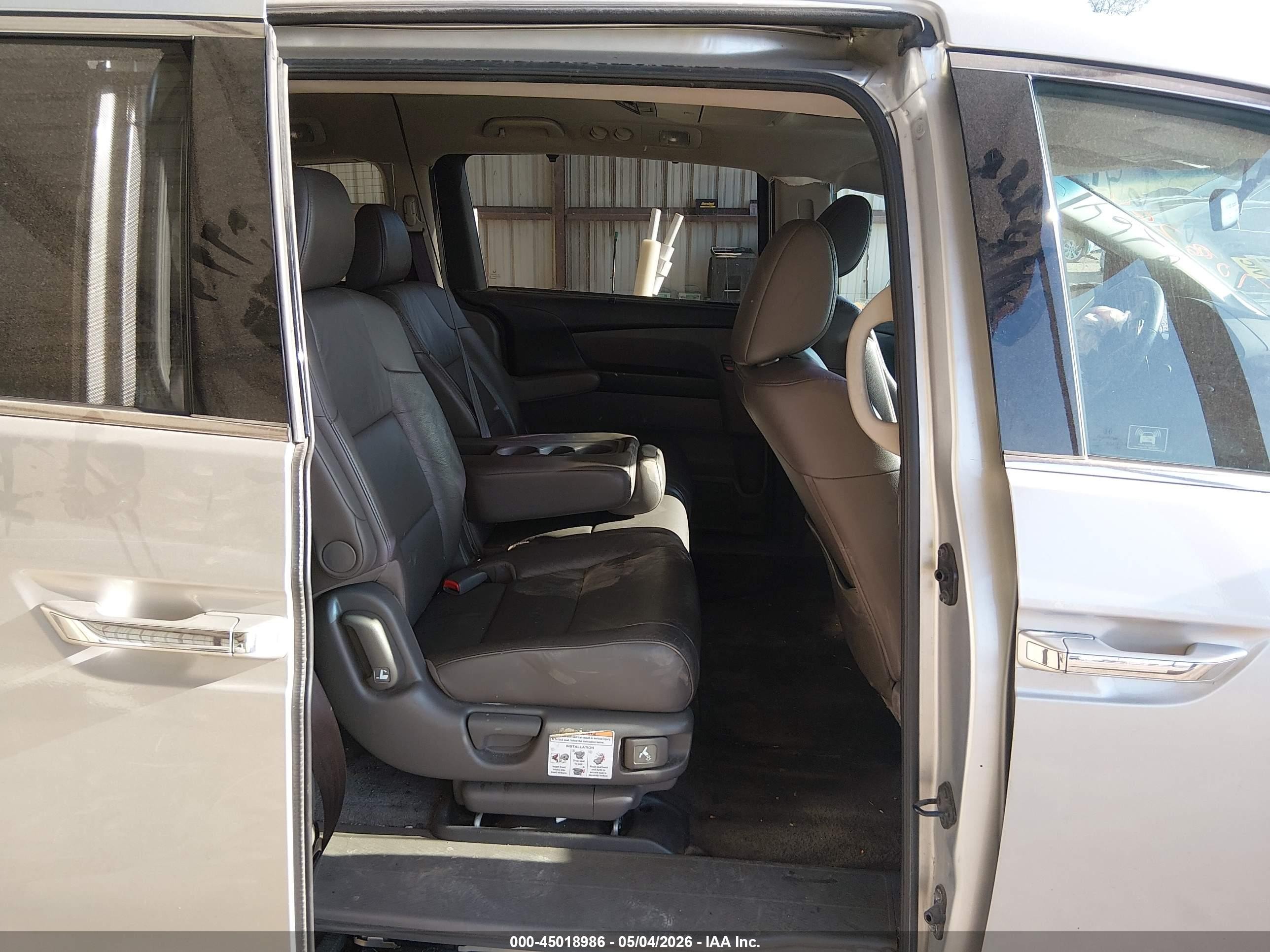 2012 Honda Odyssey Touring/touring Elite Silver vin: 5FNRL5H96CB092087
